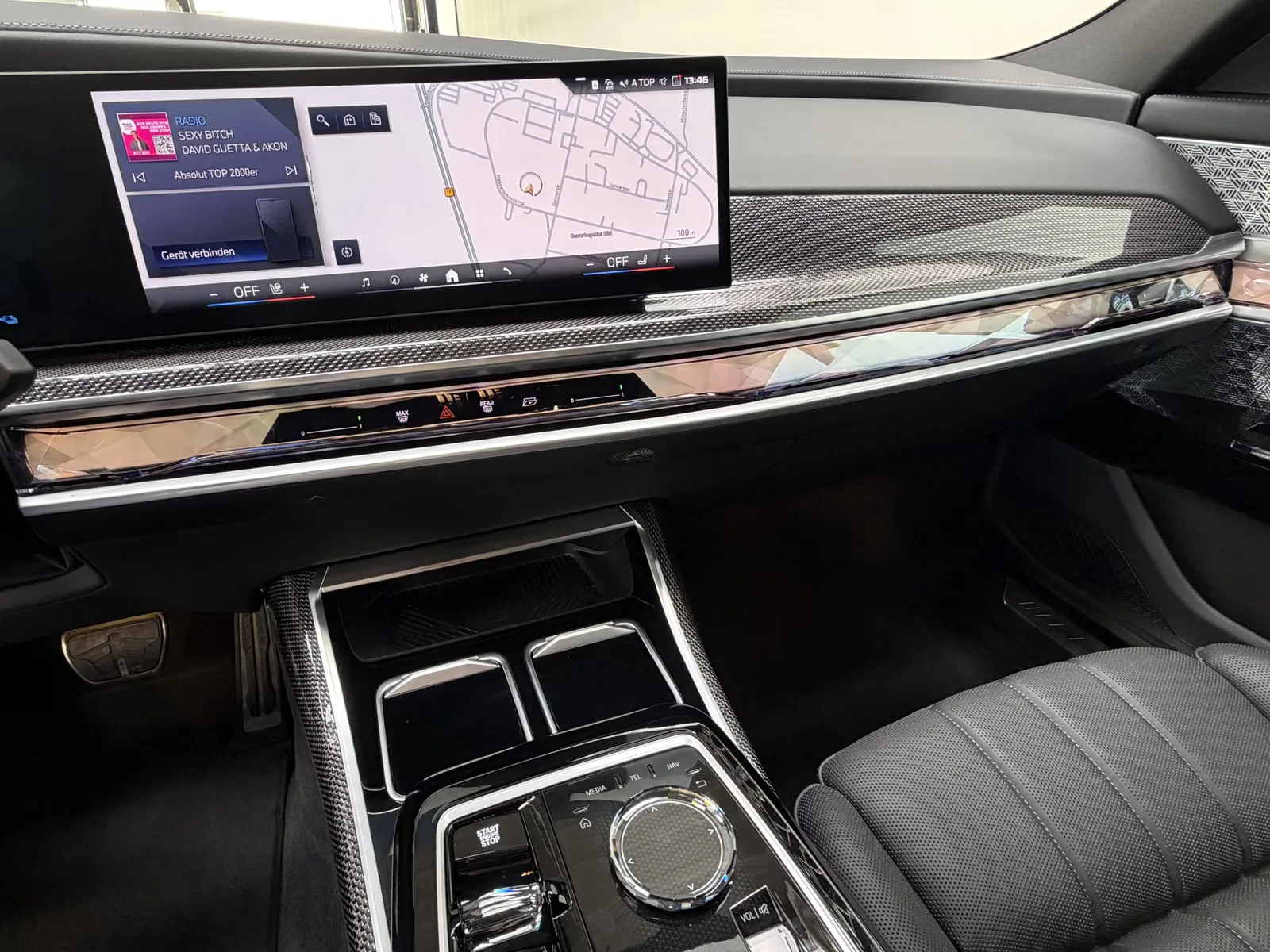 2026 BMW M760e, 9/30