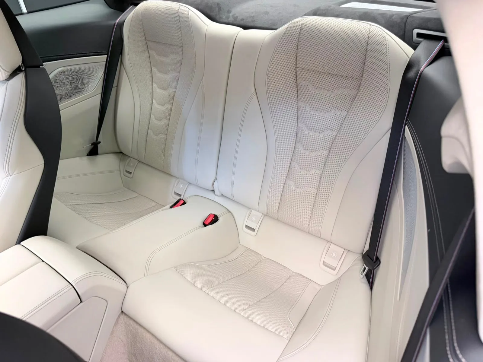 2026 BMW M850i Coupé, 16/30