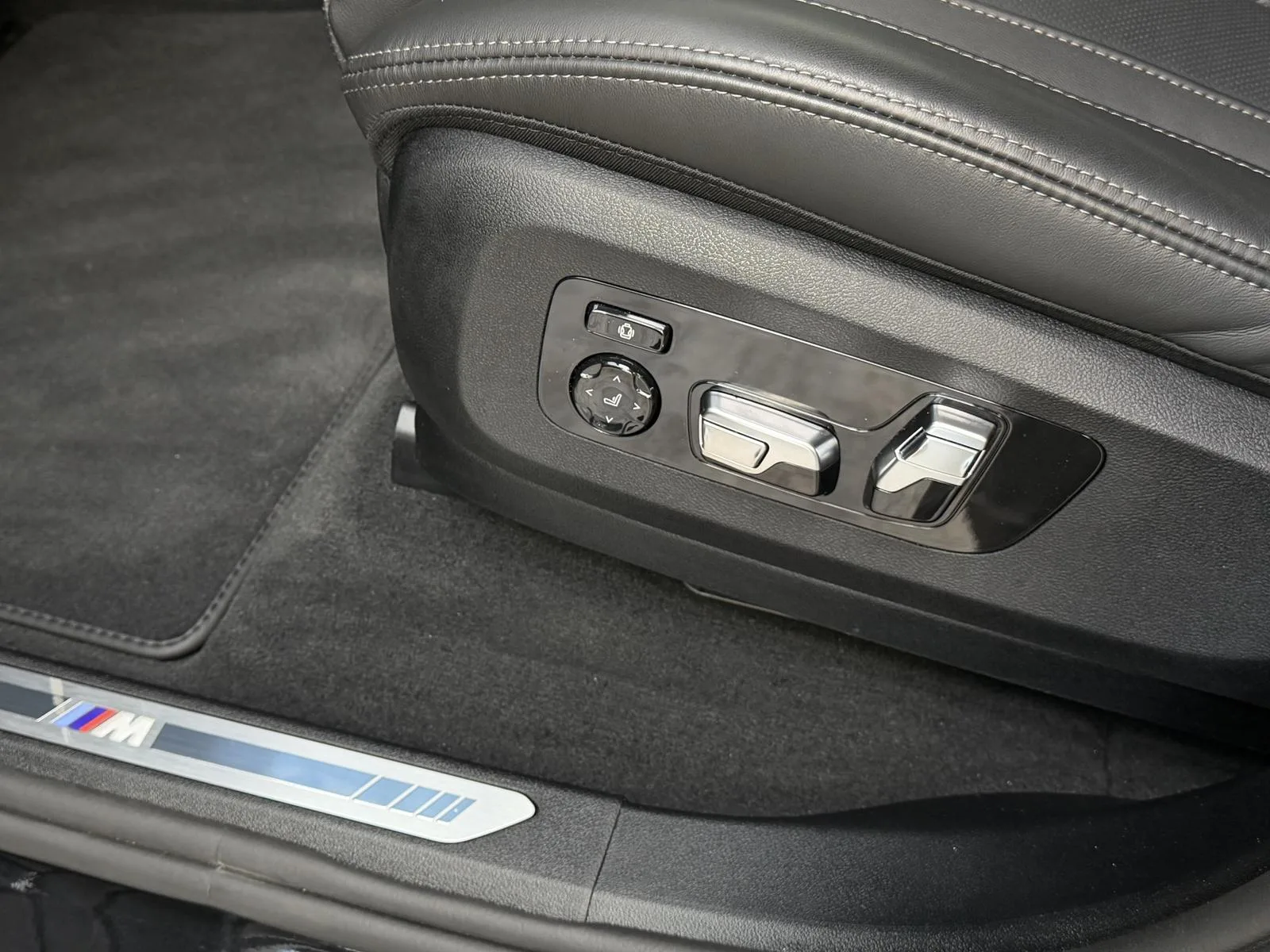 2026 BMW X5 xDrive40d M Sport Pro, 15/30