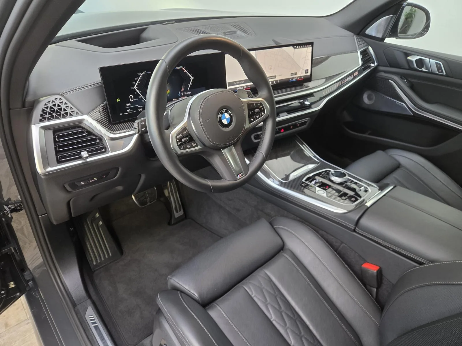2026 BMW X5 xDrive40d M Sport Pro, 8/30