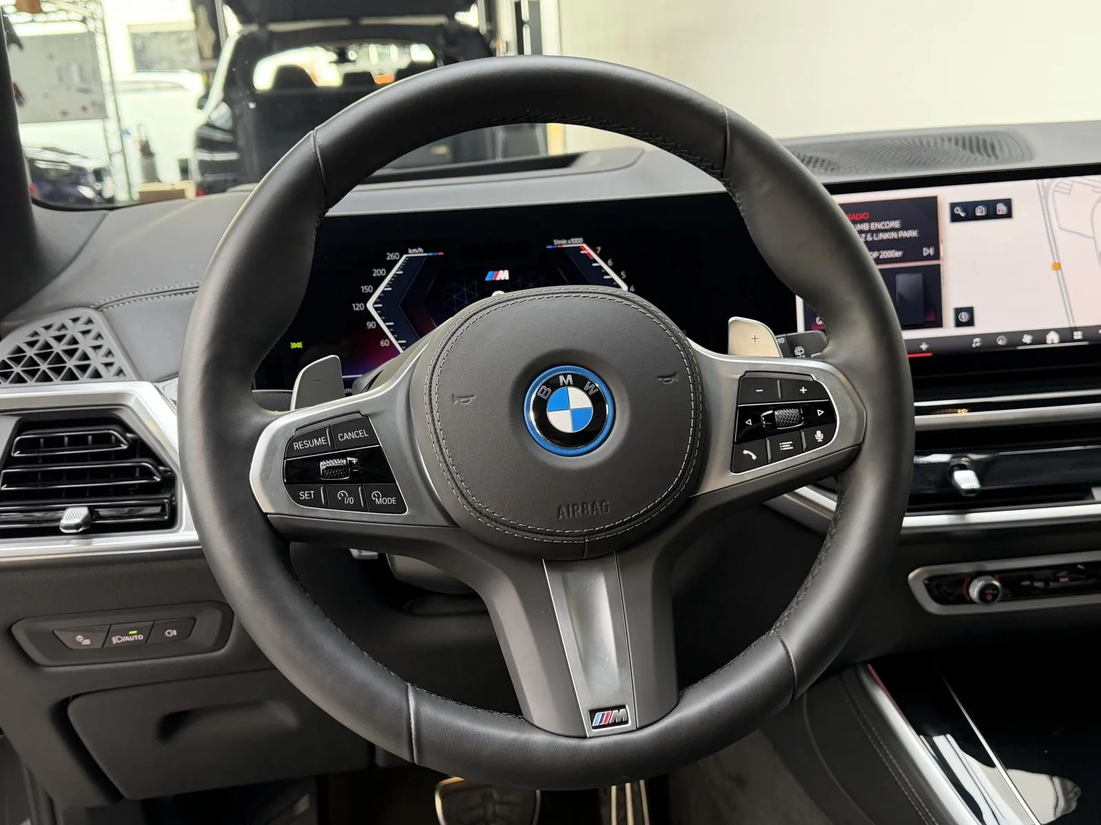 2026 BMW X5 xDrive50e M Sport Pro, 9/30