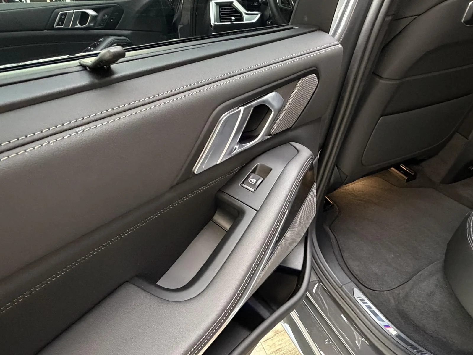 2026 BMW X5 xDrive50e M Sport Pro, 20/30