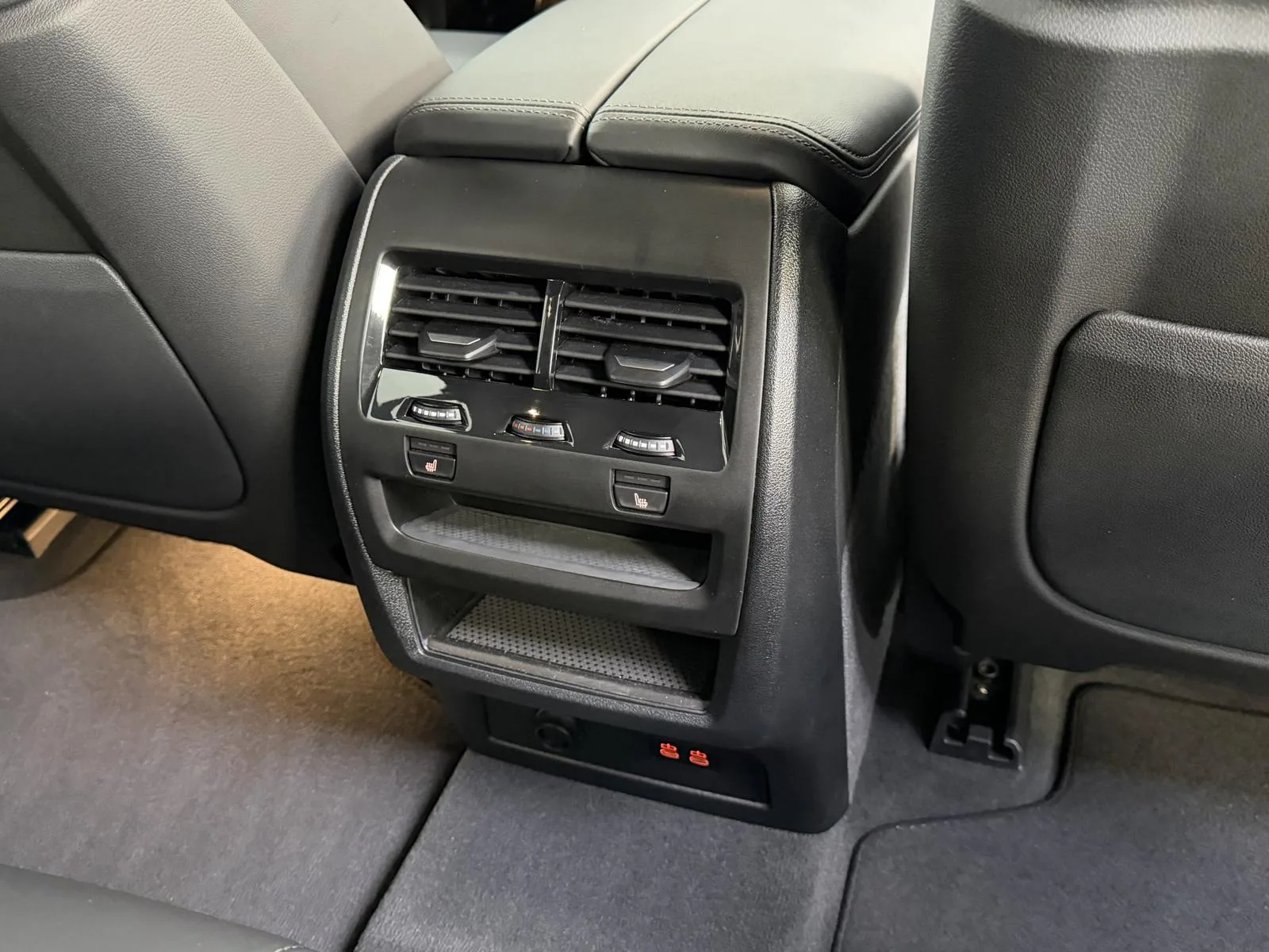 2026 BMW X5 xDrive50e M Sport Pro, 29/30