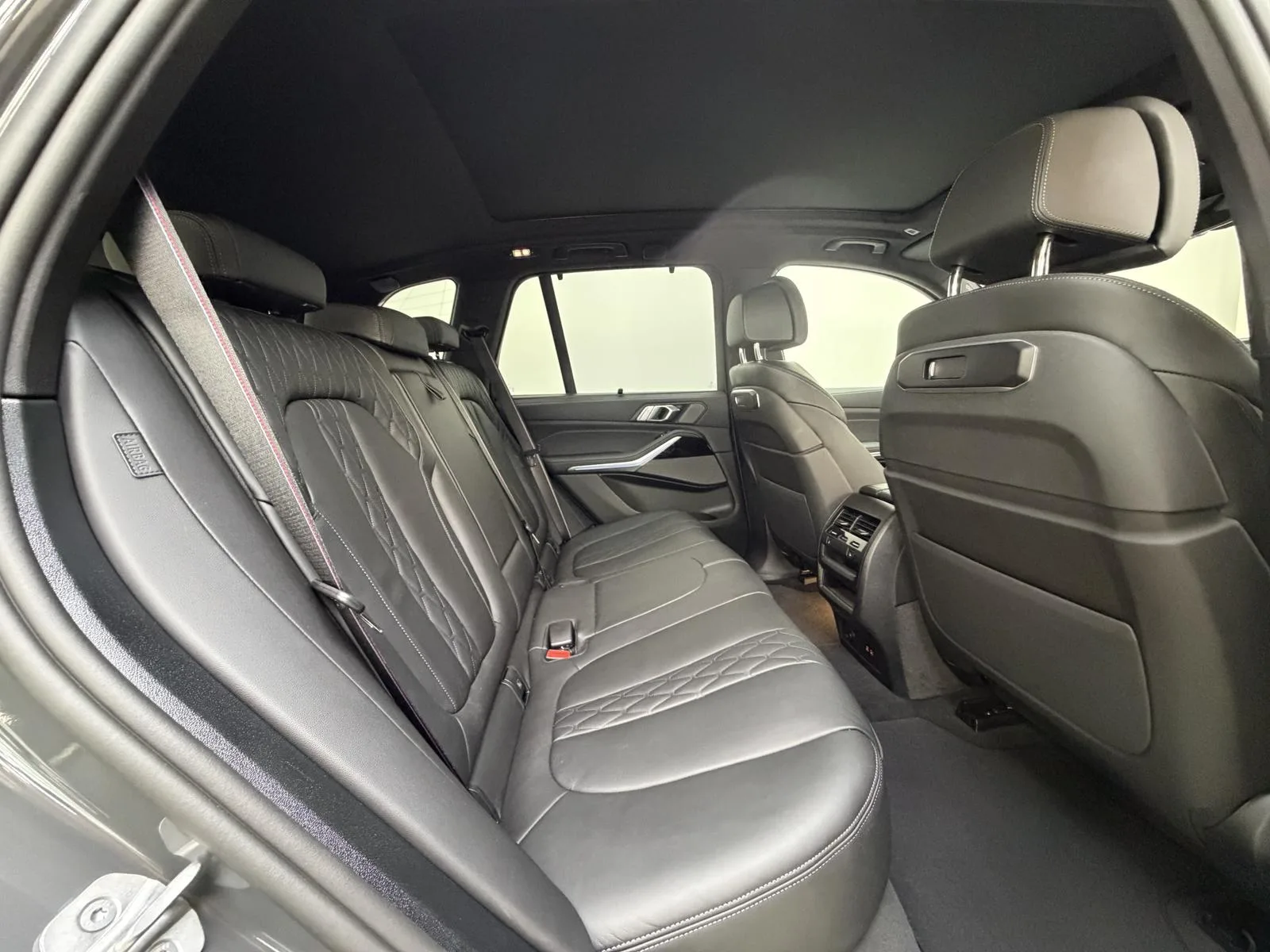 2026 BMW X5 xDrive50e M Sport Pro, 30/30