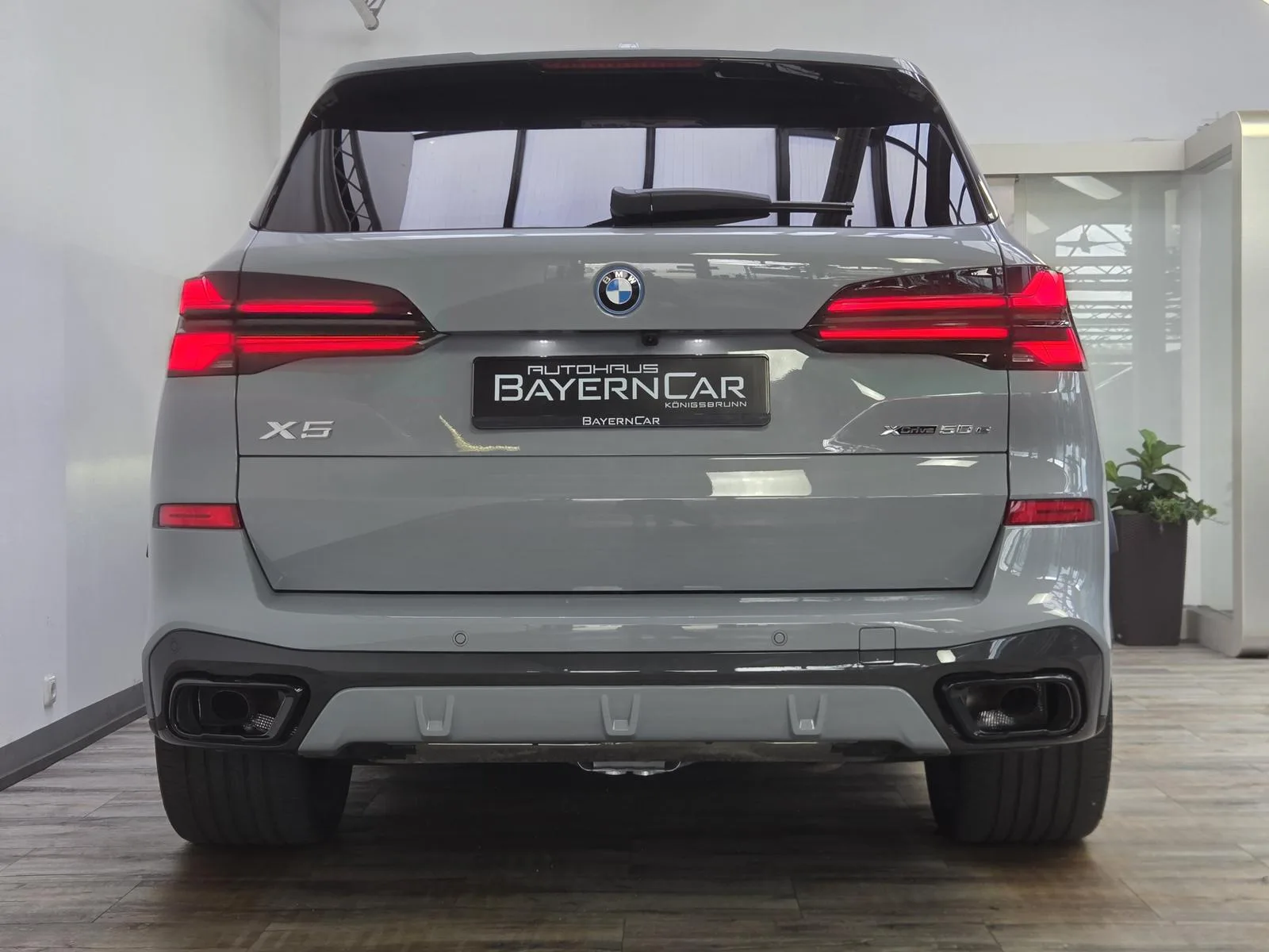 2026 BMW X5 xDrive50e M Sport Pro, 5/30