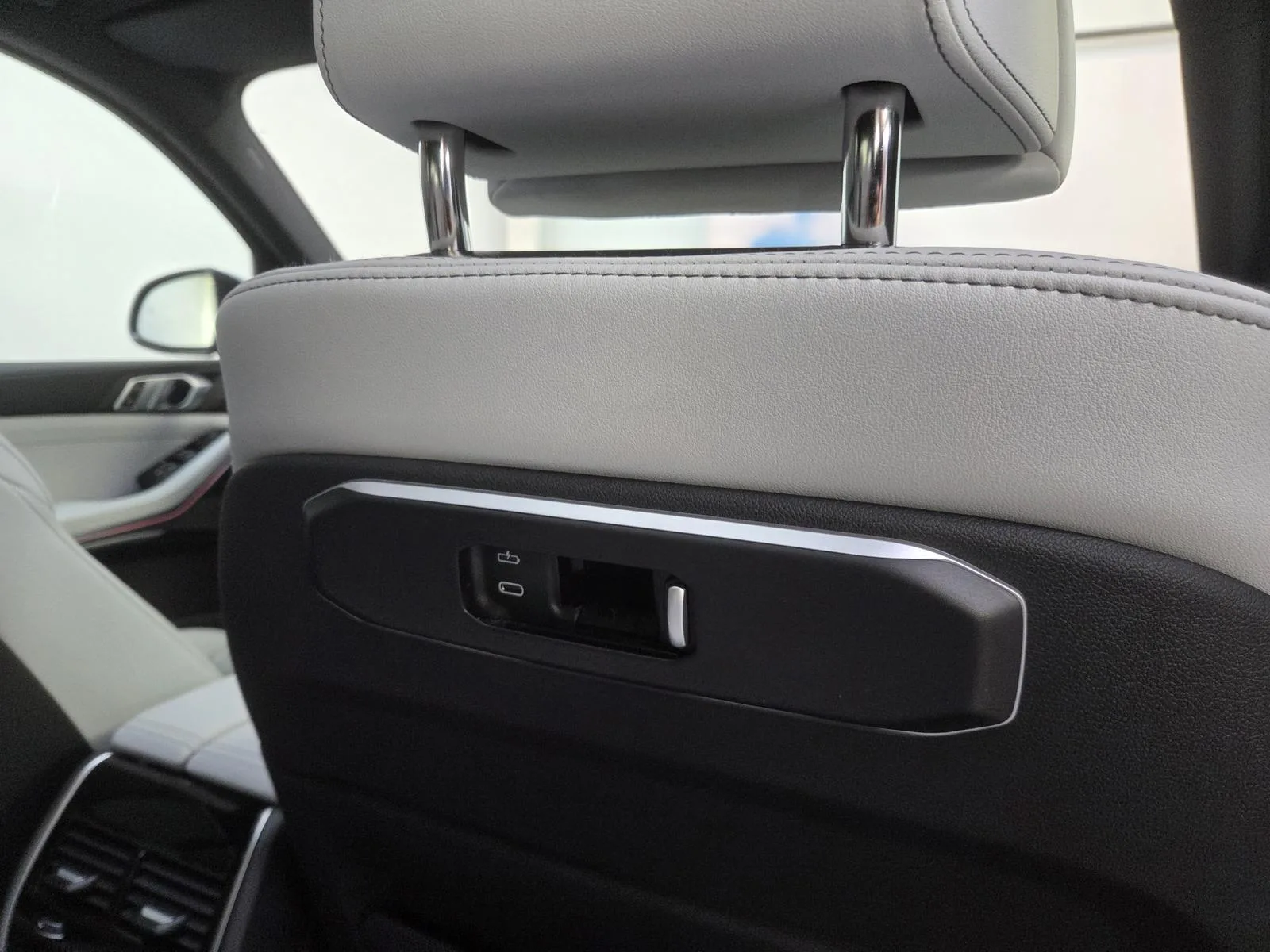 2026 BMW X5 xDrive50e M Sport Pro, 30/30
