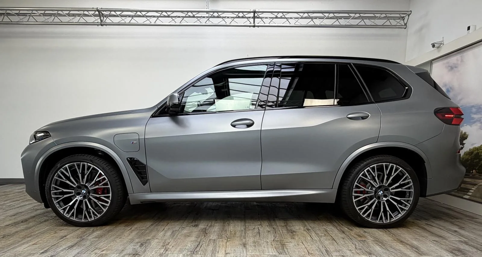 2026 BMW X5 xDrive50e M Sport Pro, 3/30
