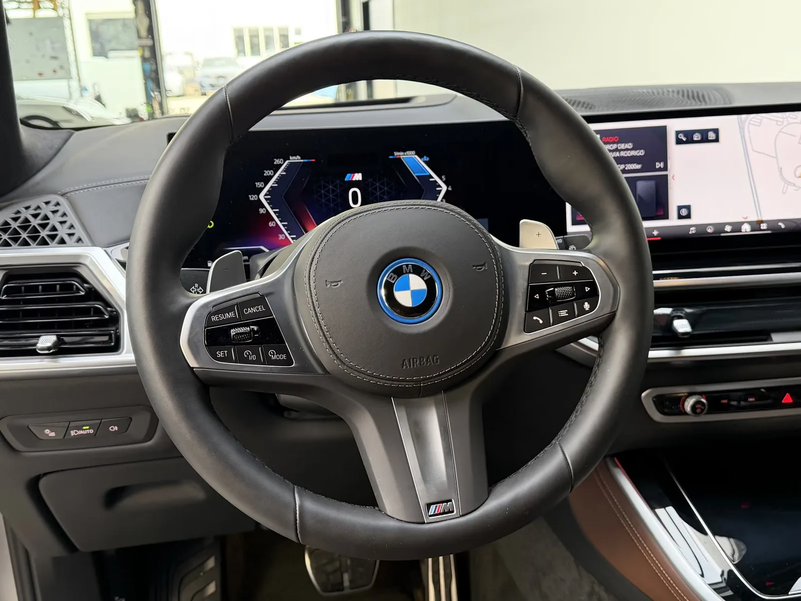 2026 BMW X5 xDrive50e M Sport Pro, 8/30