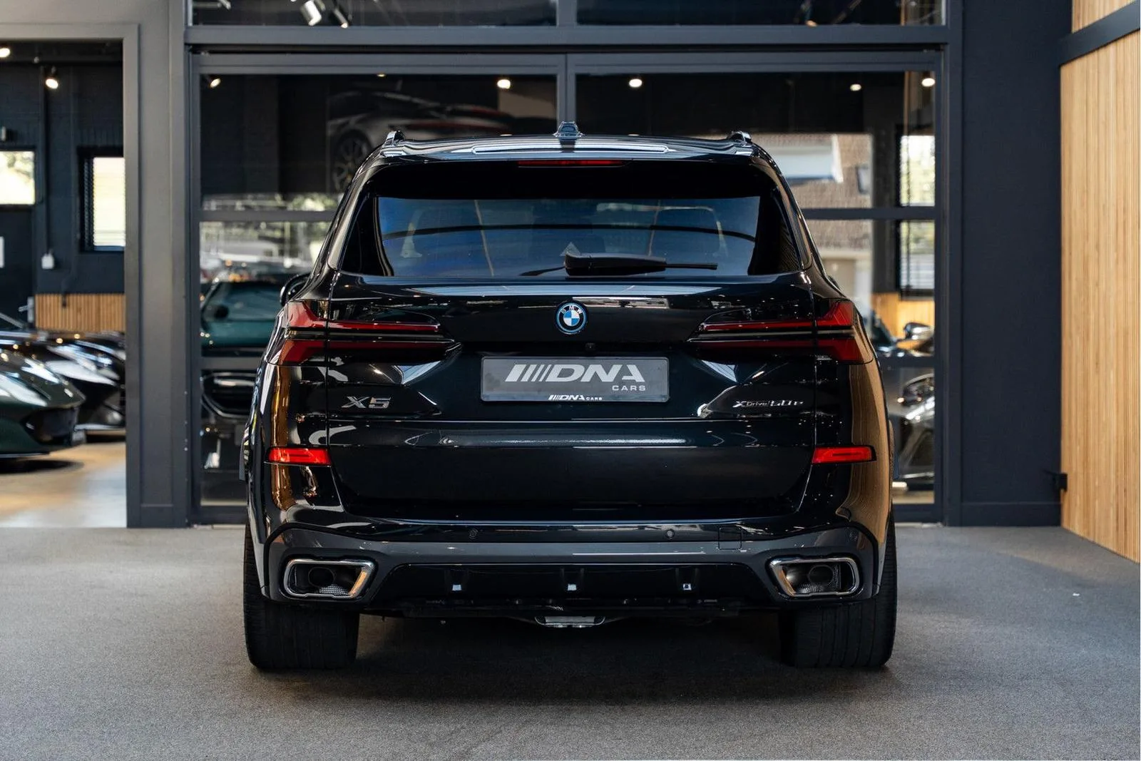 2026 BMW X5 xDrive50e M Sport, 4/30