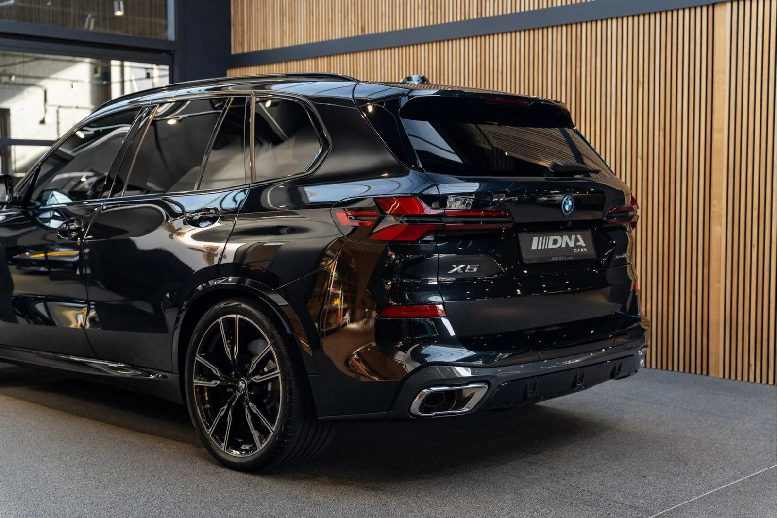 2026 BMW X5 xDrive50e M Sport, 7/30