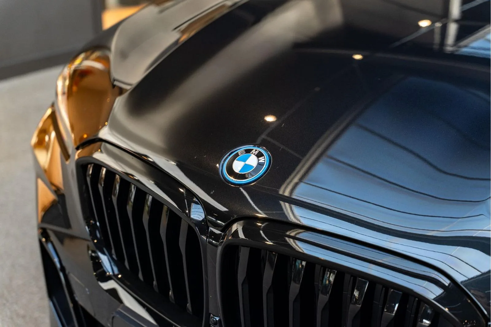 2026 BMW X5 xDrive50e M Sport, 8/30