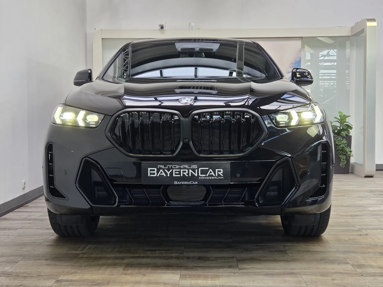 2026 BMW X6 xDrive30d M Sport Pro, 2/30