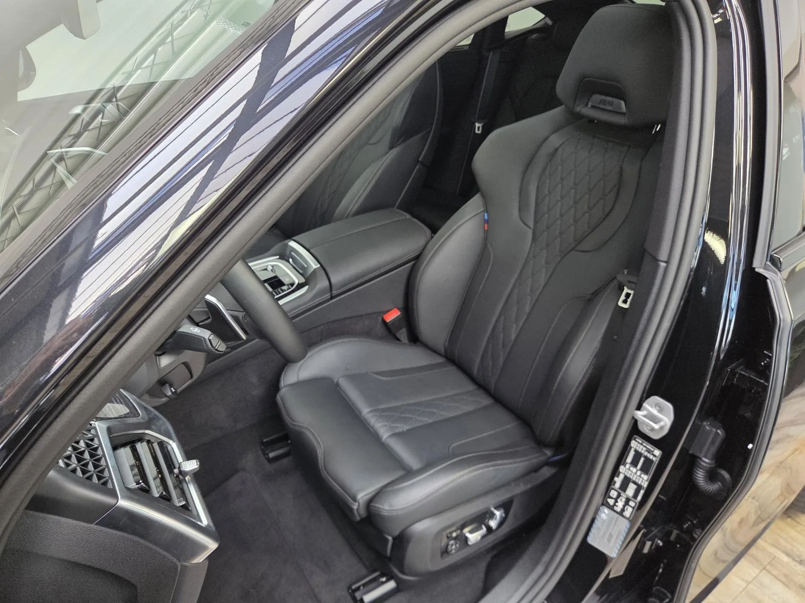 2026 BMW X6 xDrive30d M Sport Pro, 15/30