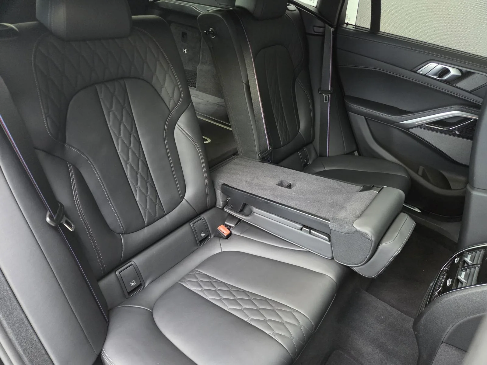 2026 BMW X6 xDrive30d M Sport Pro, 27/30