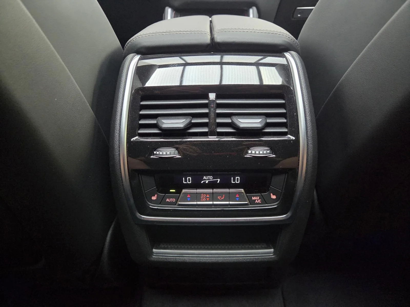 2026 BMW X6 xDrive30d M Sport Pro, 28/30