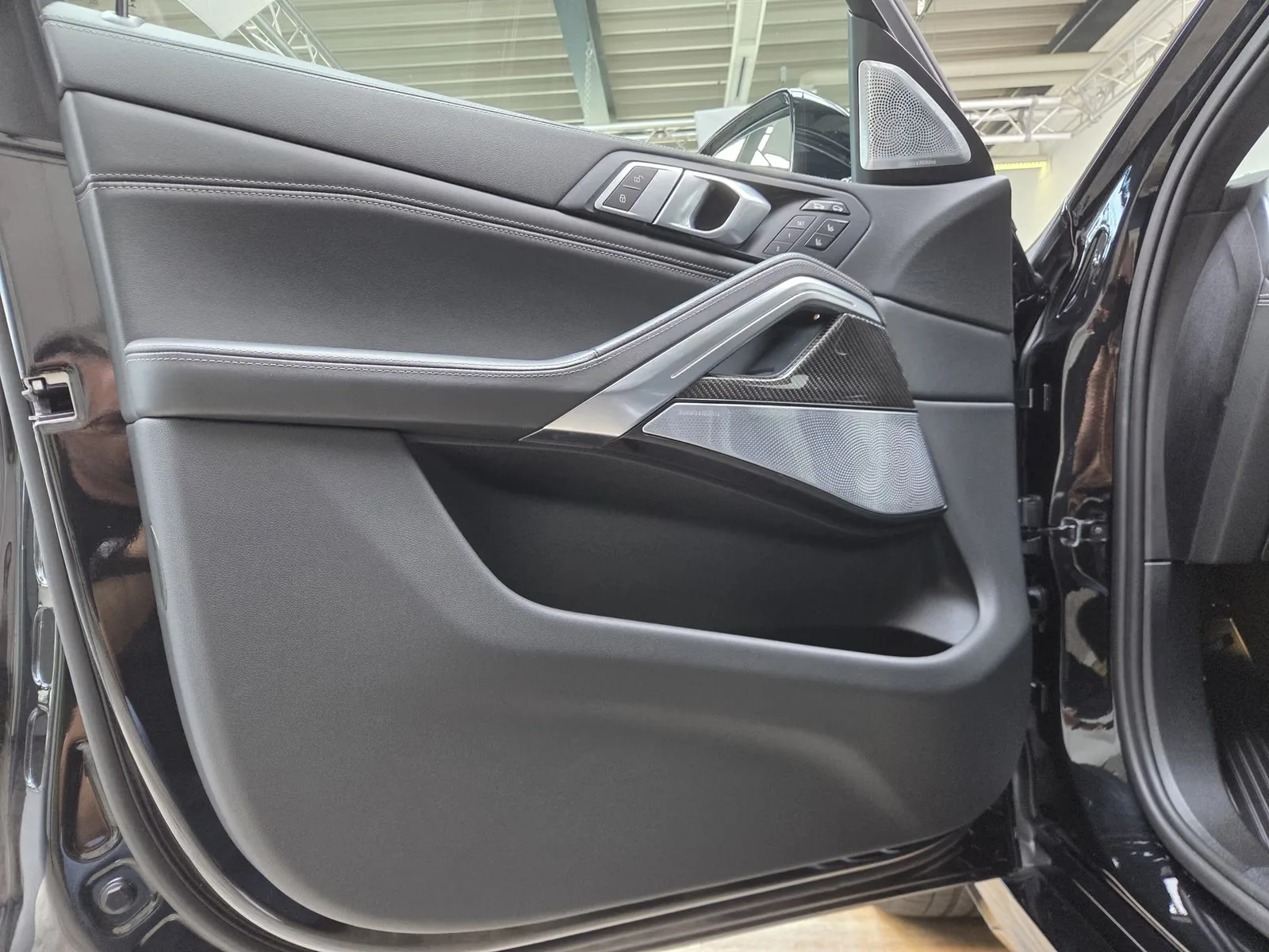 2026 BMW X6 xDrive40d M Sport Pro, 17/30