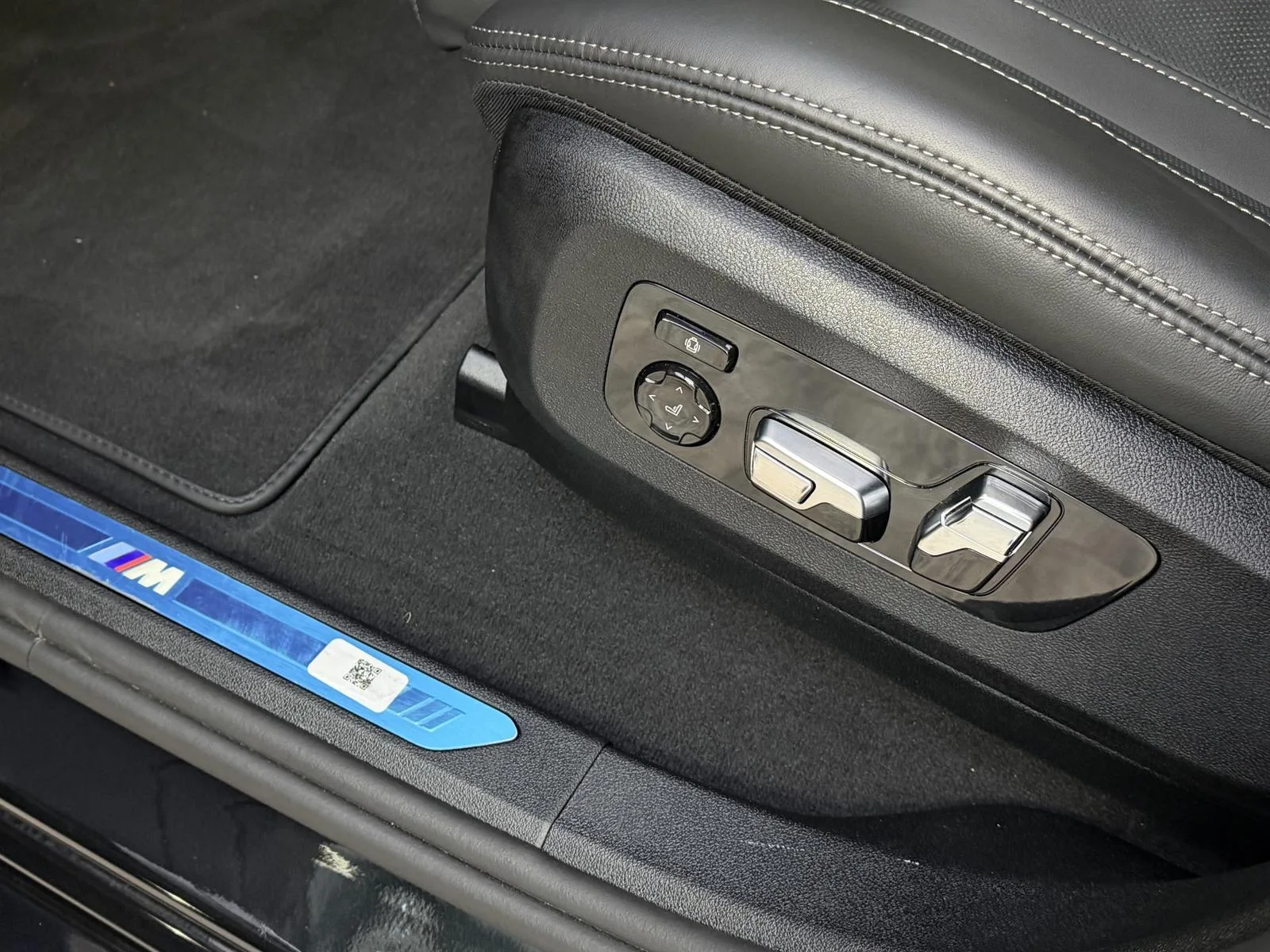 2026 BMW X6 xDrive40d M Sport Pro, 14/30
