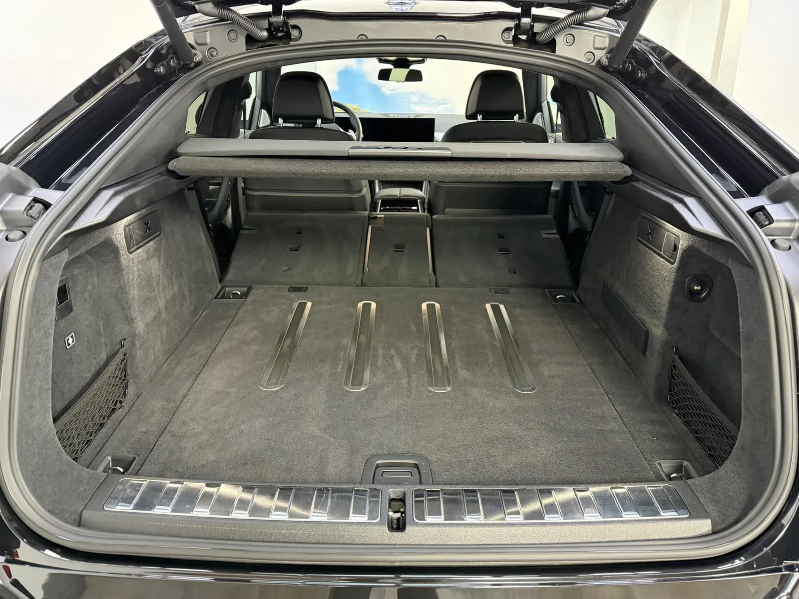 2026 BMW X6 xDrive40d M Sport Pro, 23/30