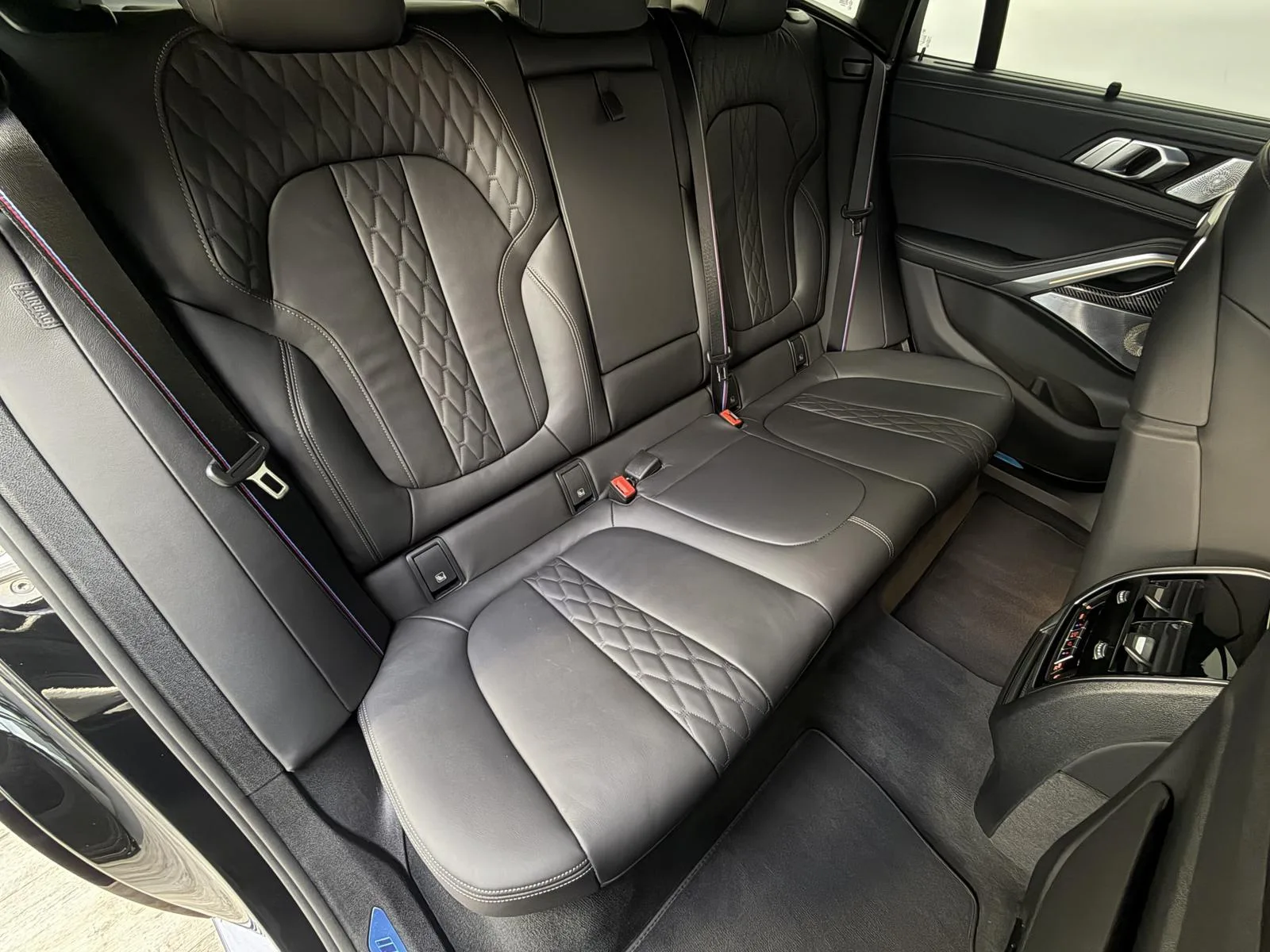 2026 BMW X6 xDrive40d M Sport Pro, 27/30