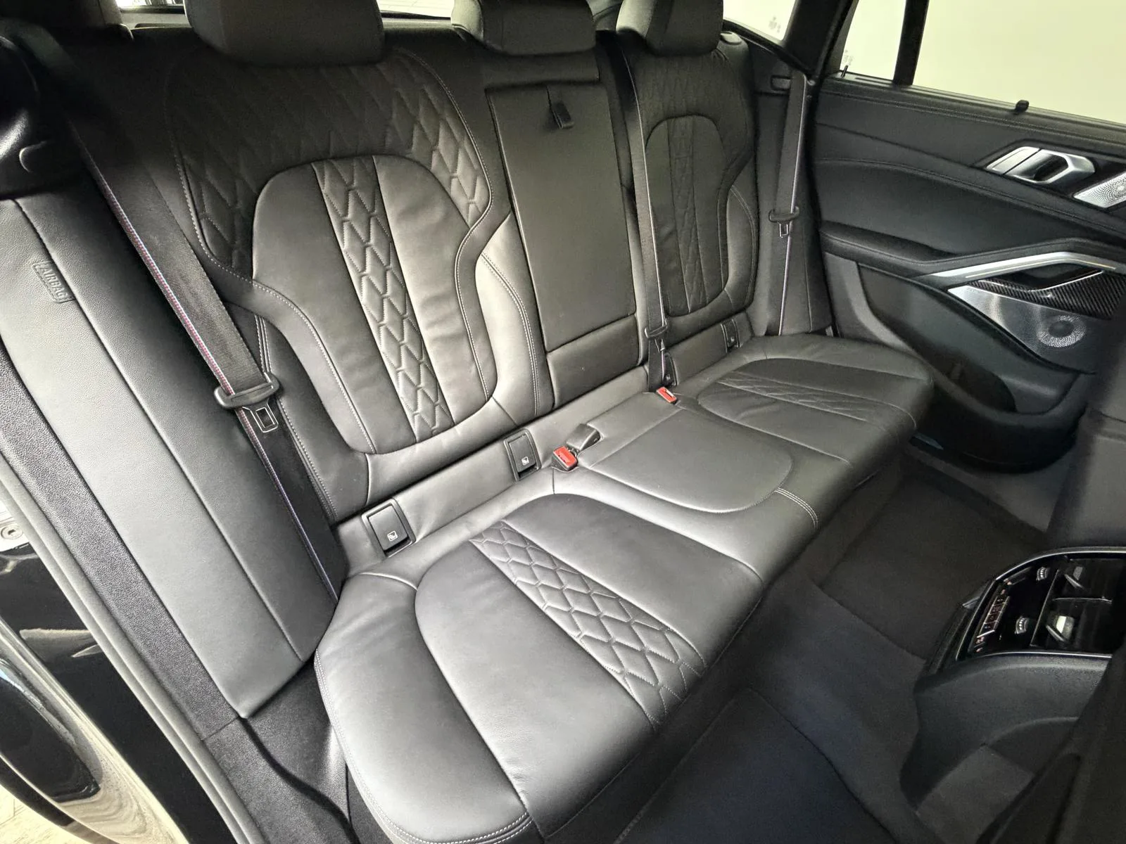 2026 BMW X6 xDrive40d M Sport Pro, 26/30