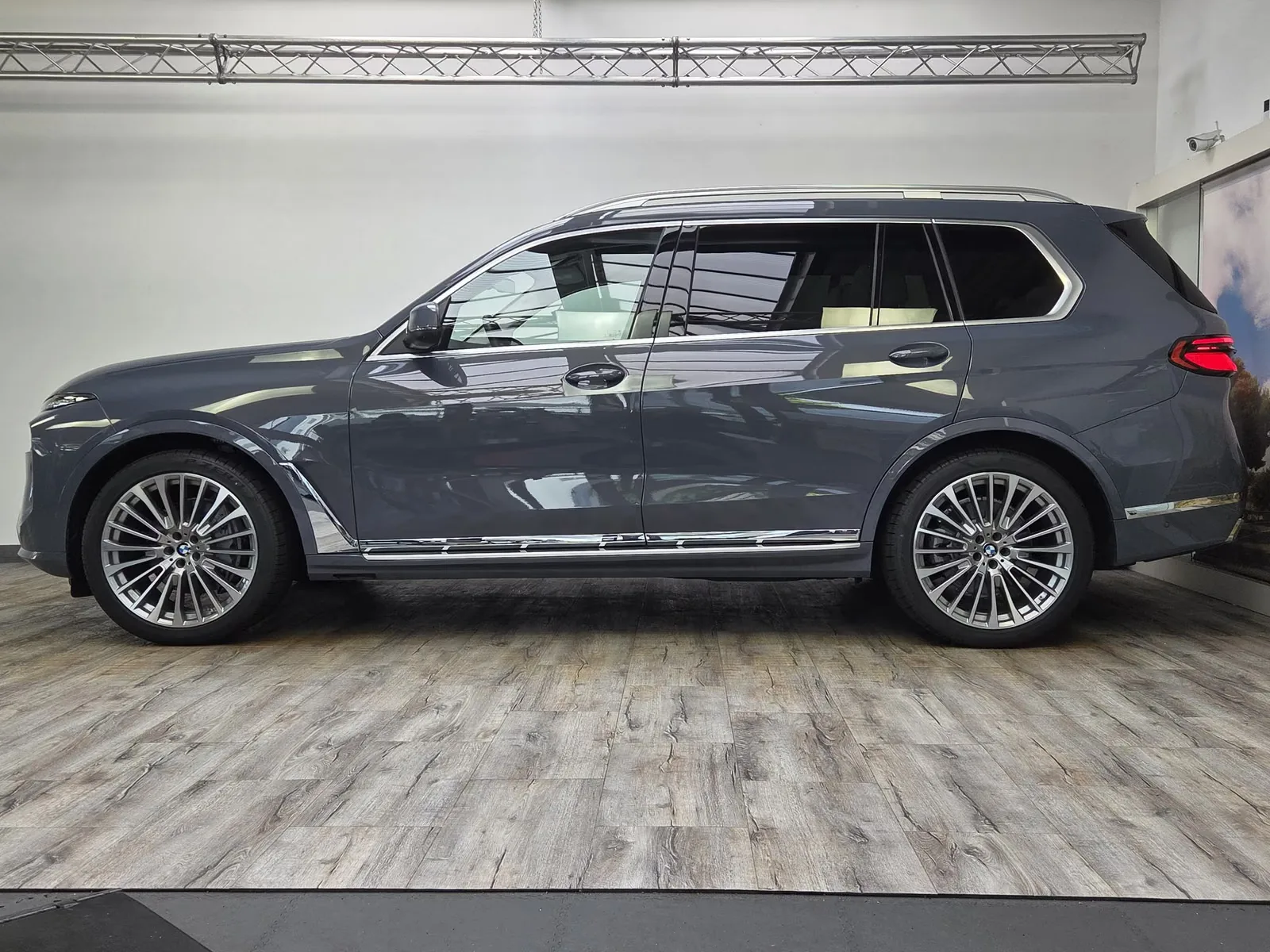 2026 BMW X7 40d, 3/30