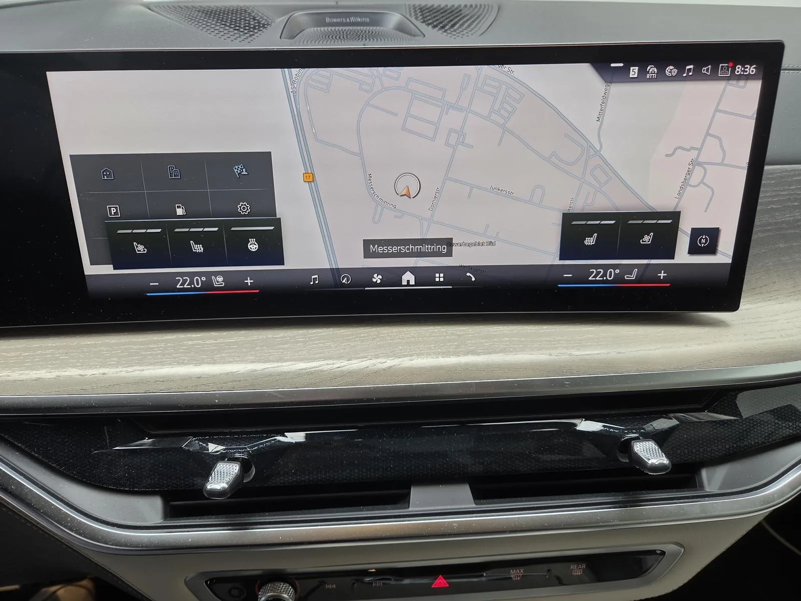 2026 BMW X7 40d, 12/30