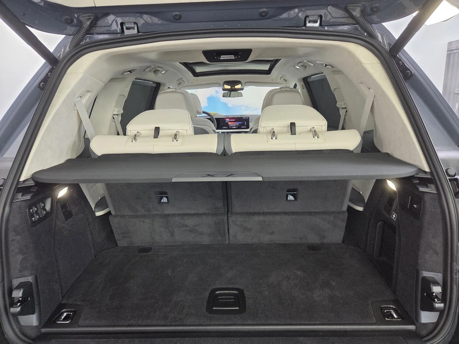 2026 BMW X7 40d, 23/30