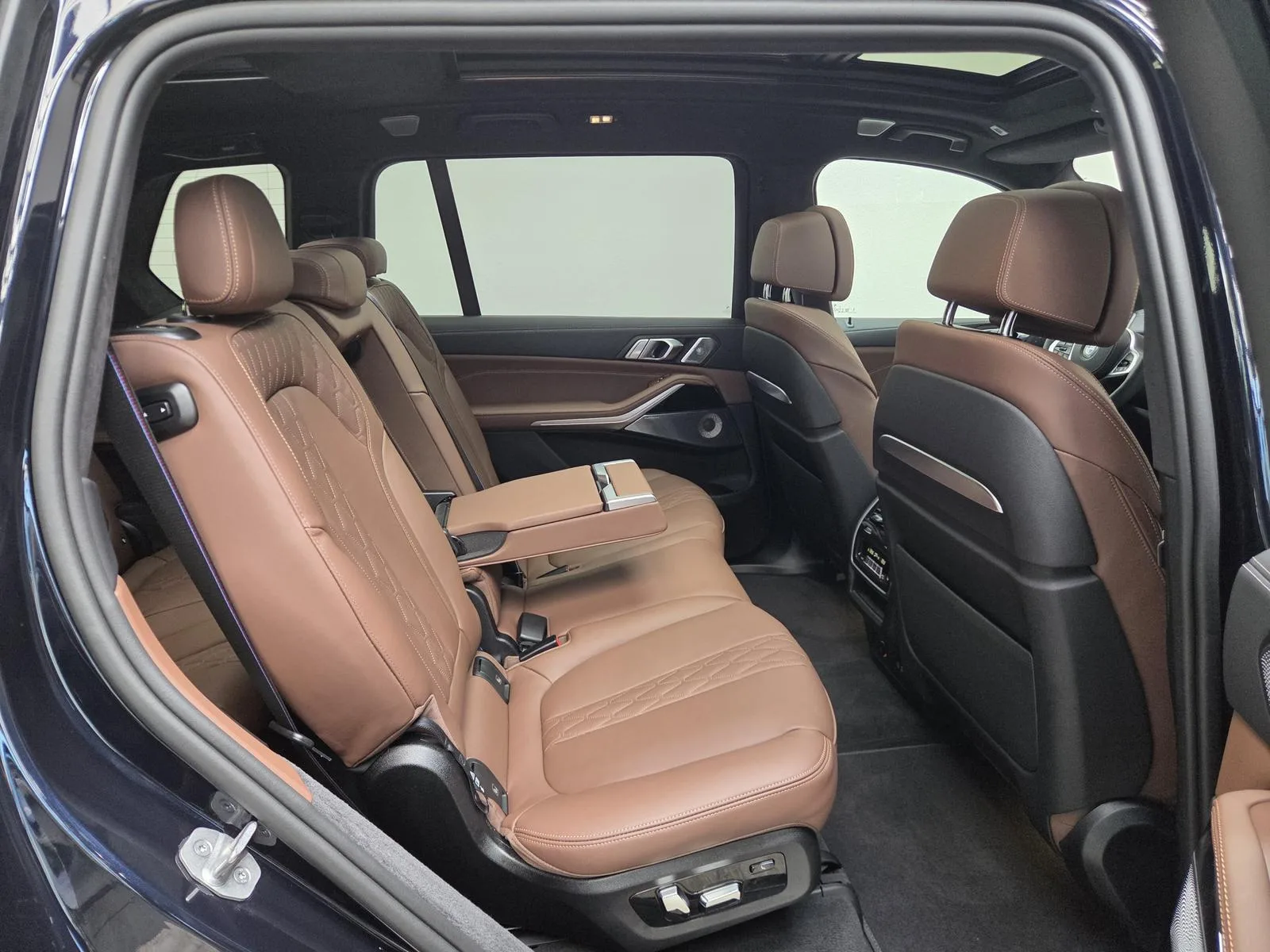2026 BMW X7 40d M Sport Pro, 27/30