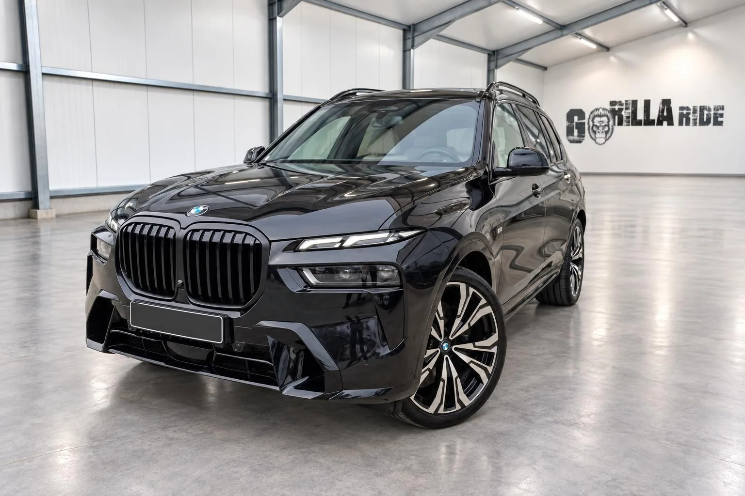 2026 BMW X7 40d M Sport Pro offered by a specialist dealer in Bielefeld, Germany, main photo