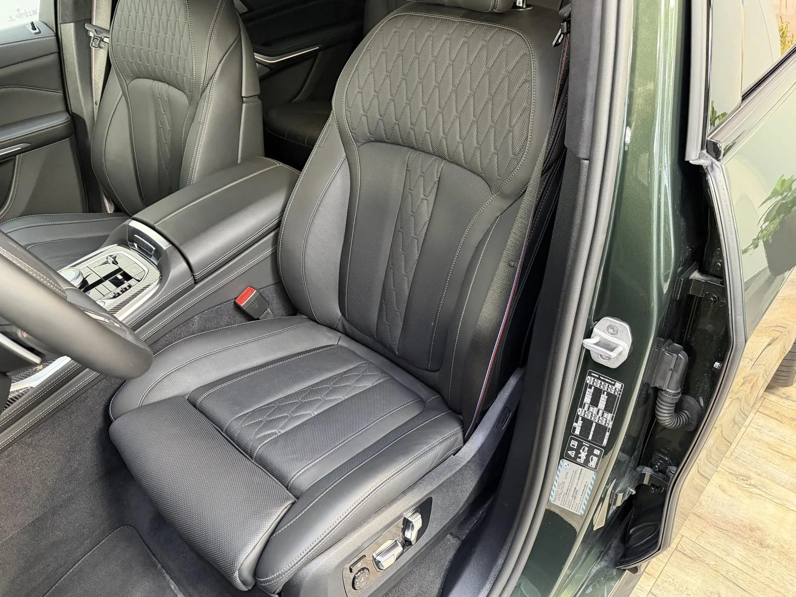 2026 BMW X7 M60i, 14/30