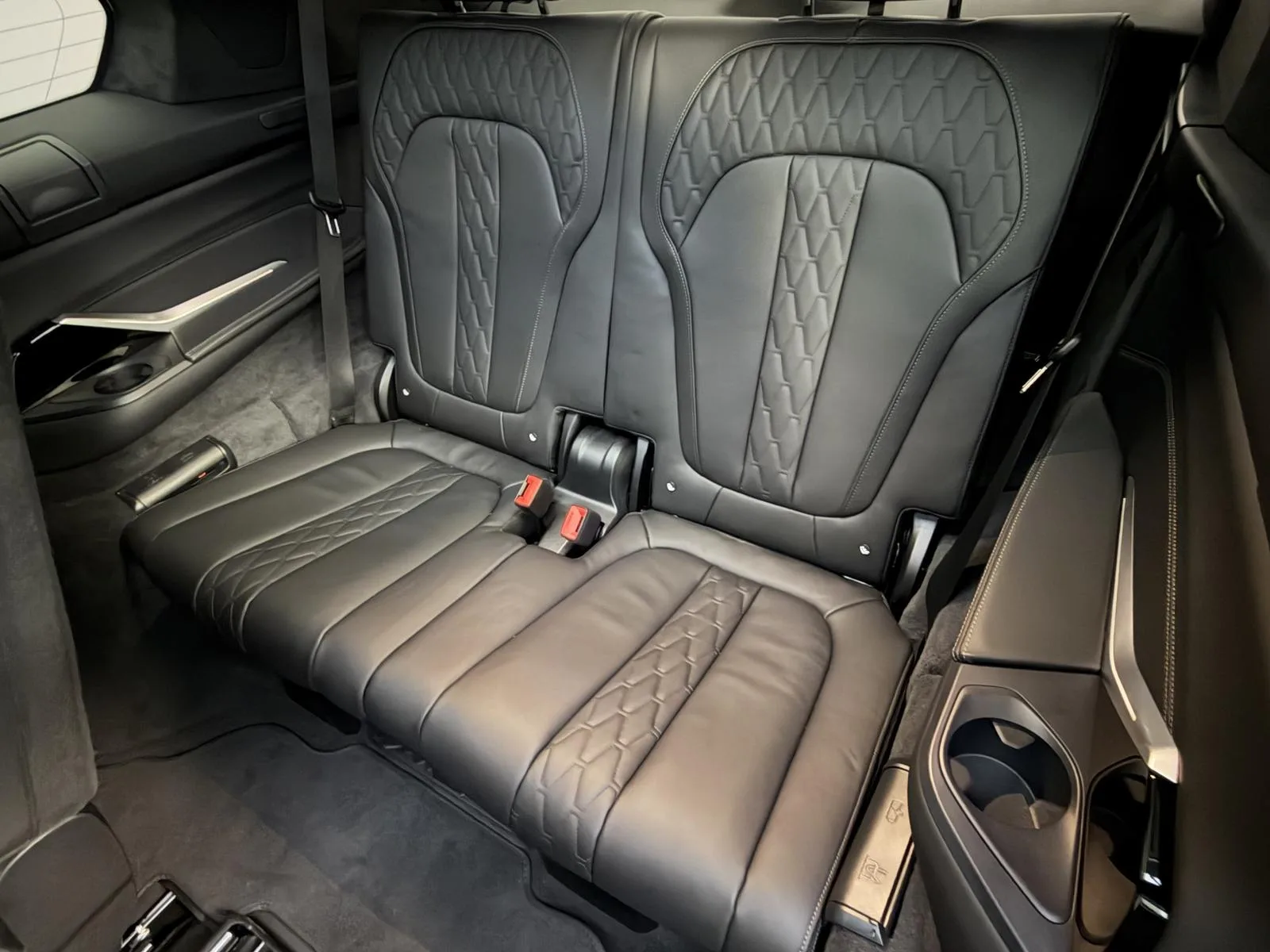 2026 BMW X7 M60i, 18/30