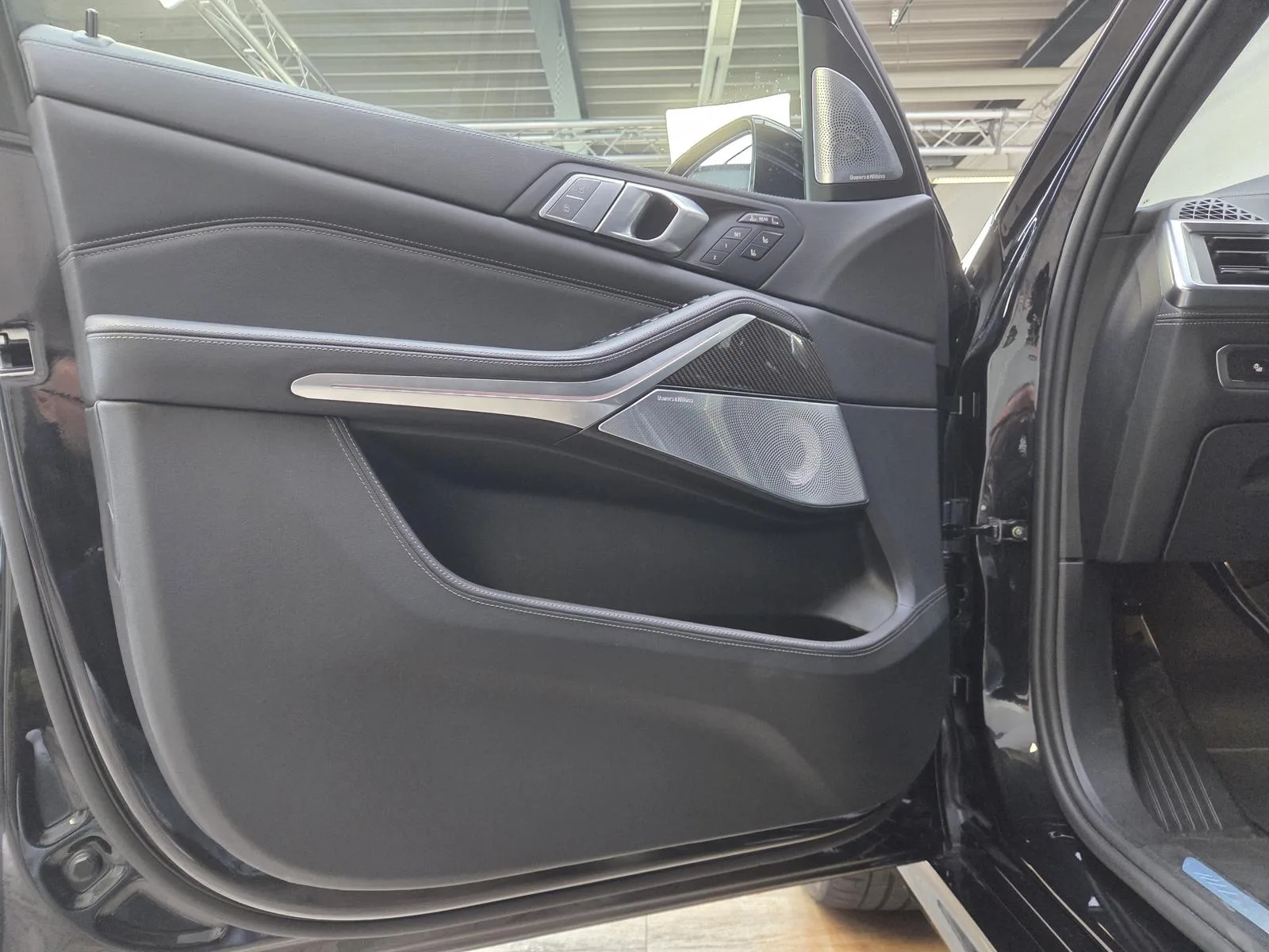 2026 BMW X7 xDrive40d M Sport Pro, 17/30