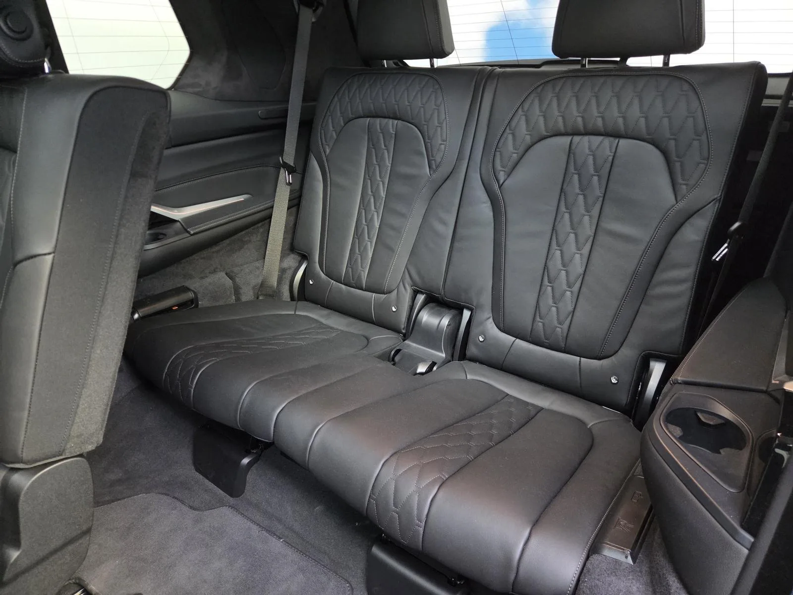 2026 BMW X7 xDrive40d M Sport Pro, 22/30