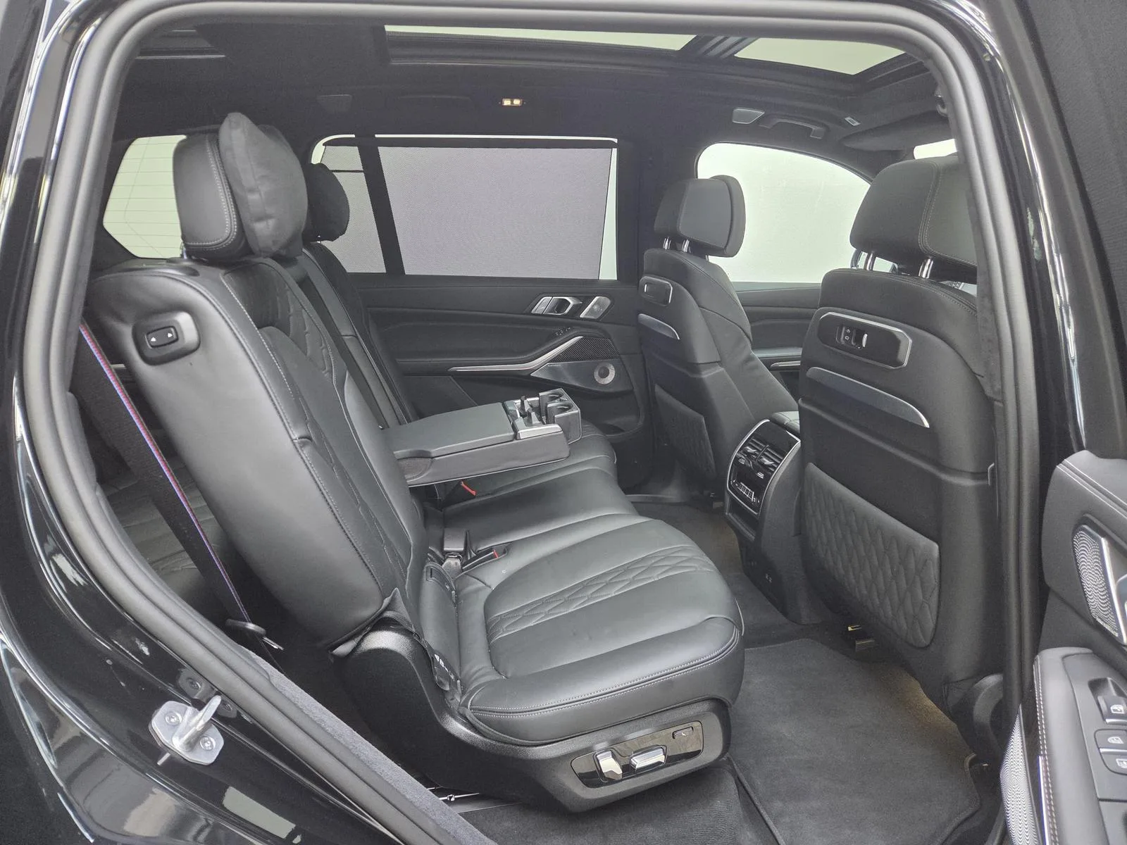 2026 BMW X7 xDrive40d M Sport Pro, 29/30