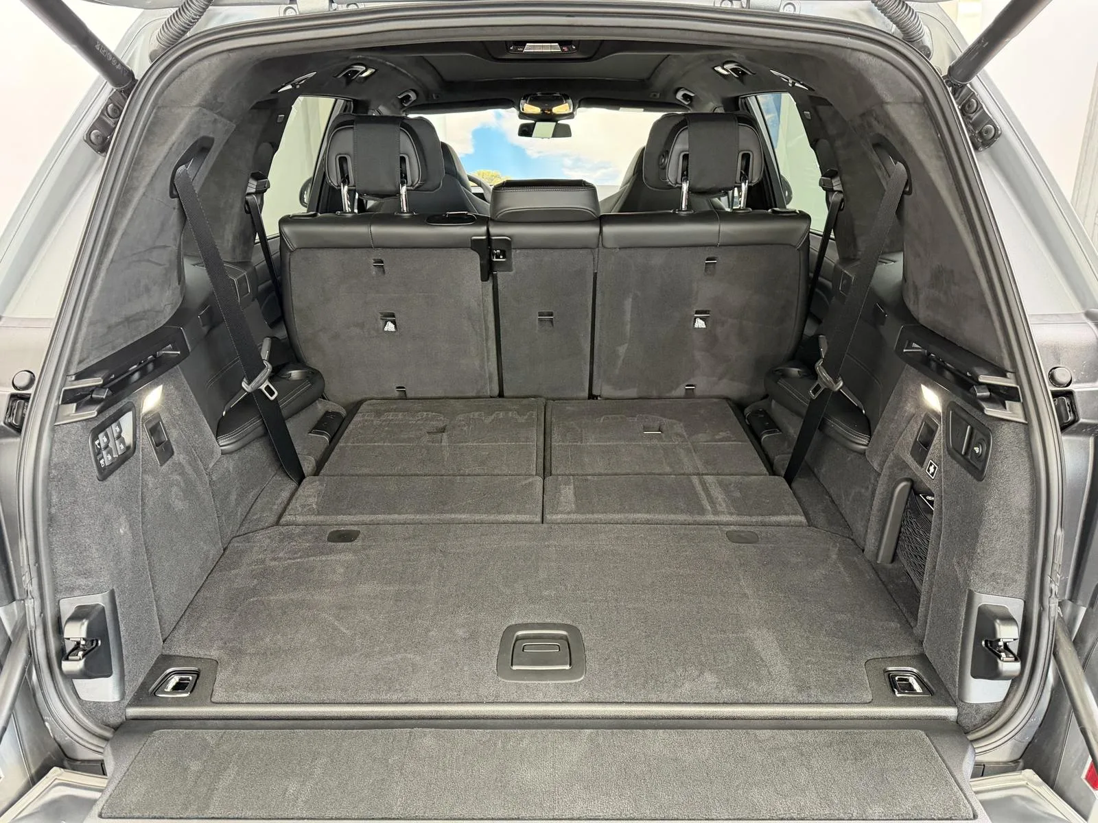 2026 BMW X7 xDrive40d M Sport Pro, 27/30