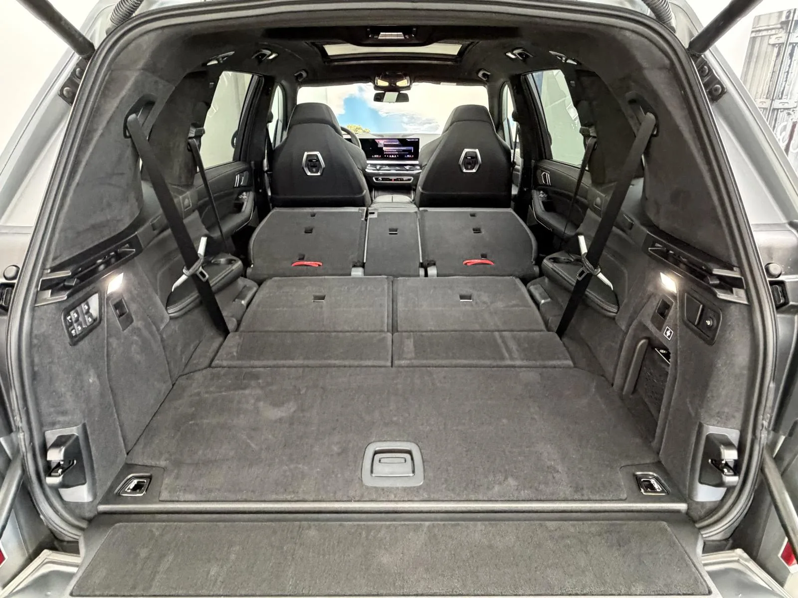2026 BMW X7 xDrive40d M Sport Pro, 29/30