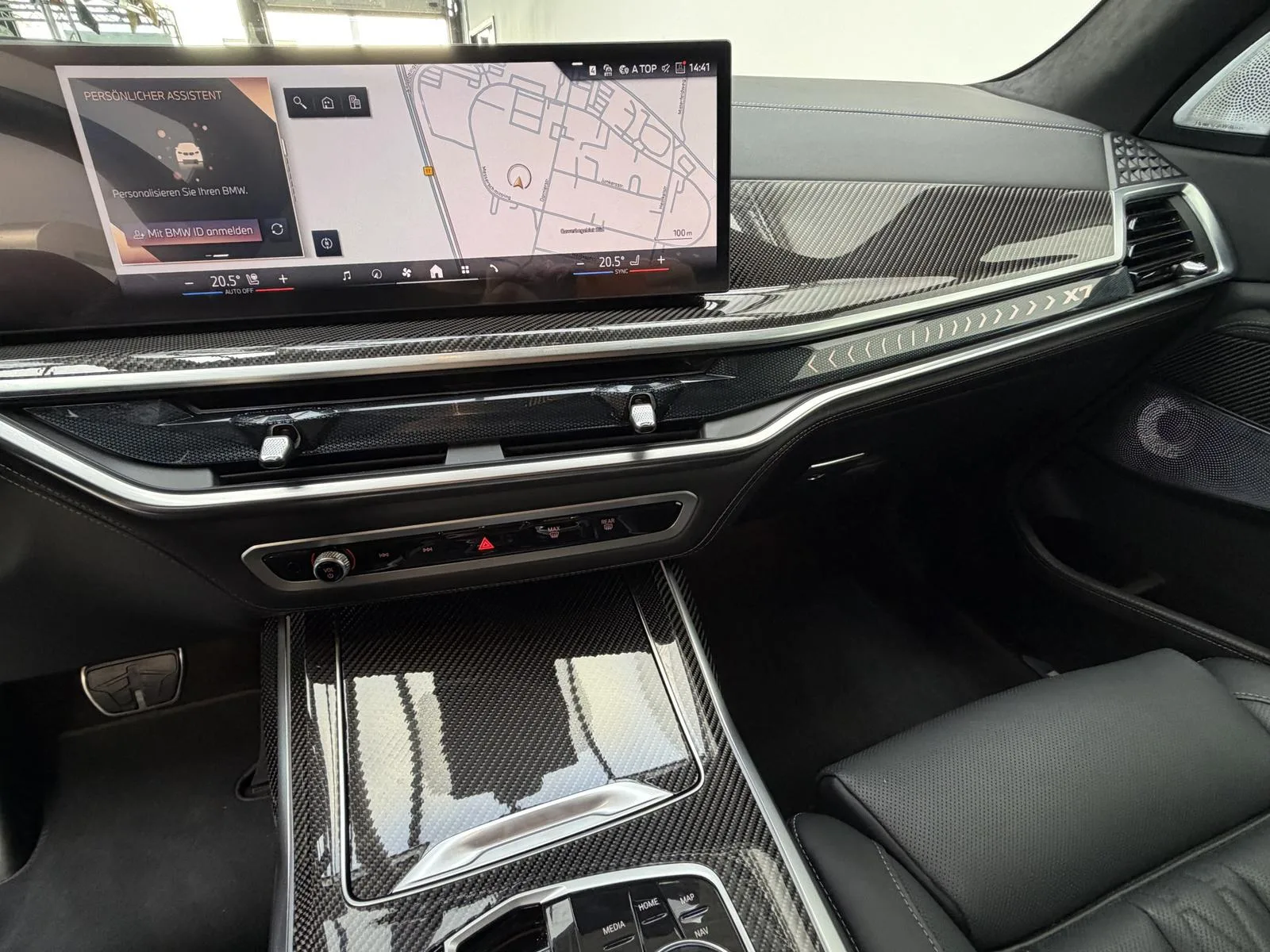 2026 BMW X7 xDrive40d M Sport Pro, 9/30