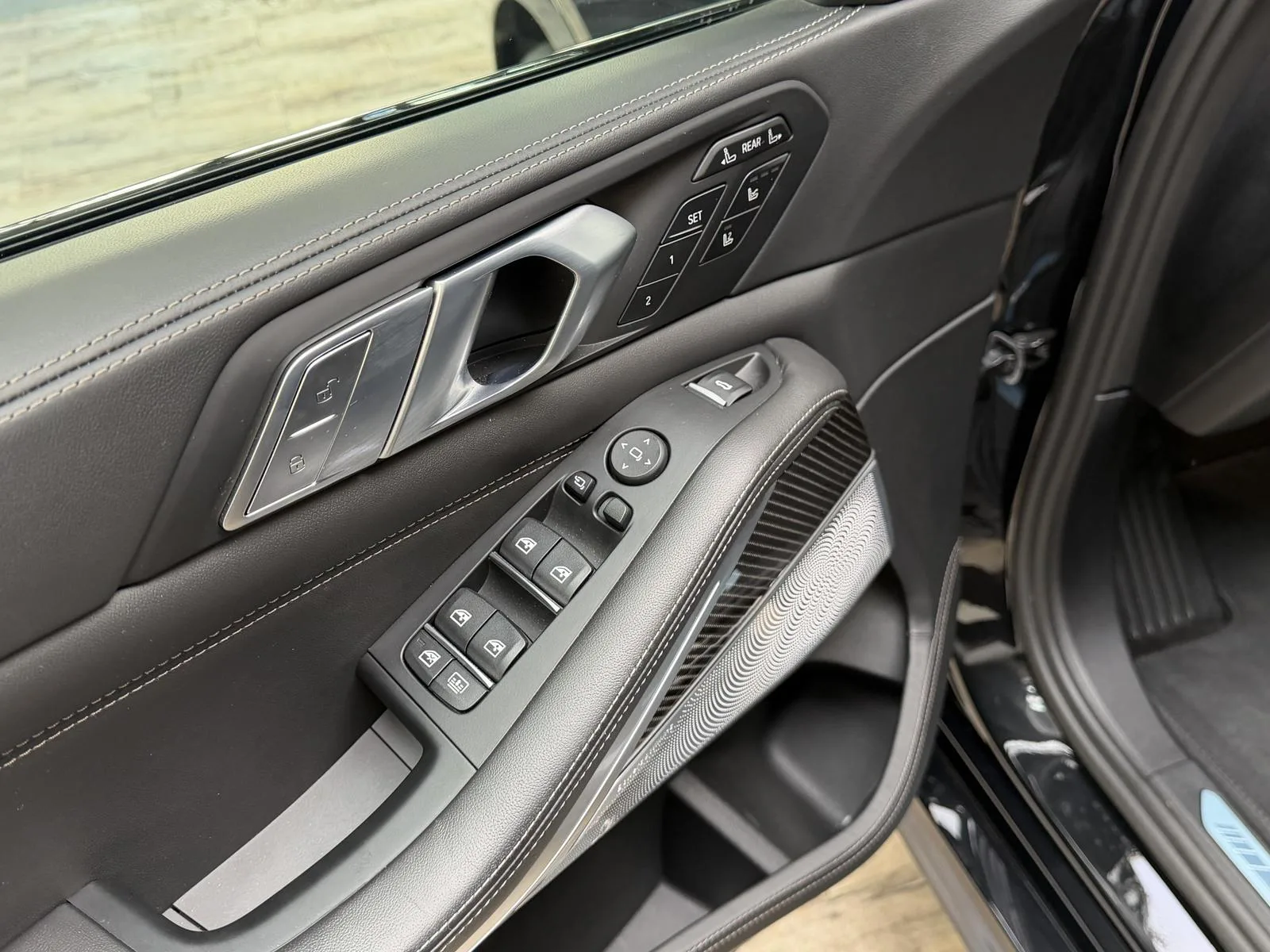 2026 BMW X7 xDrive40d M Sport Pro, 15/30