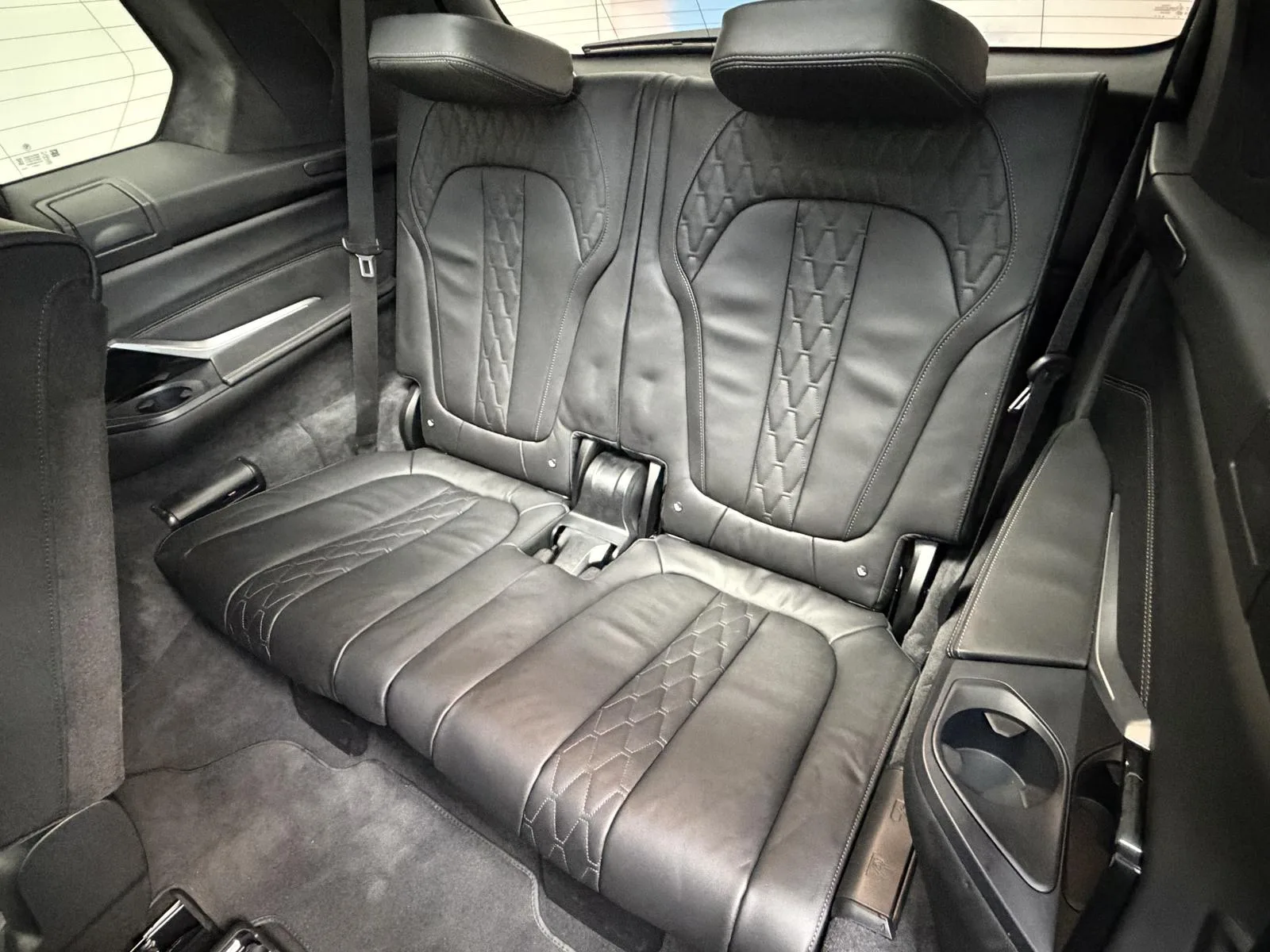 2026 BMW X7 xDrive40d M Sport Pro, 17/30