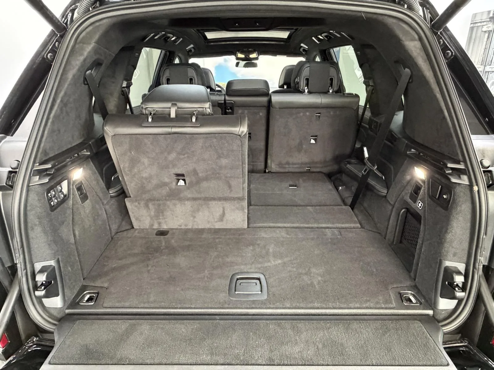 2026 BMW X7 xDrive40d M Sport Pro, 23/30