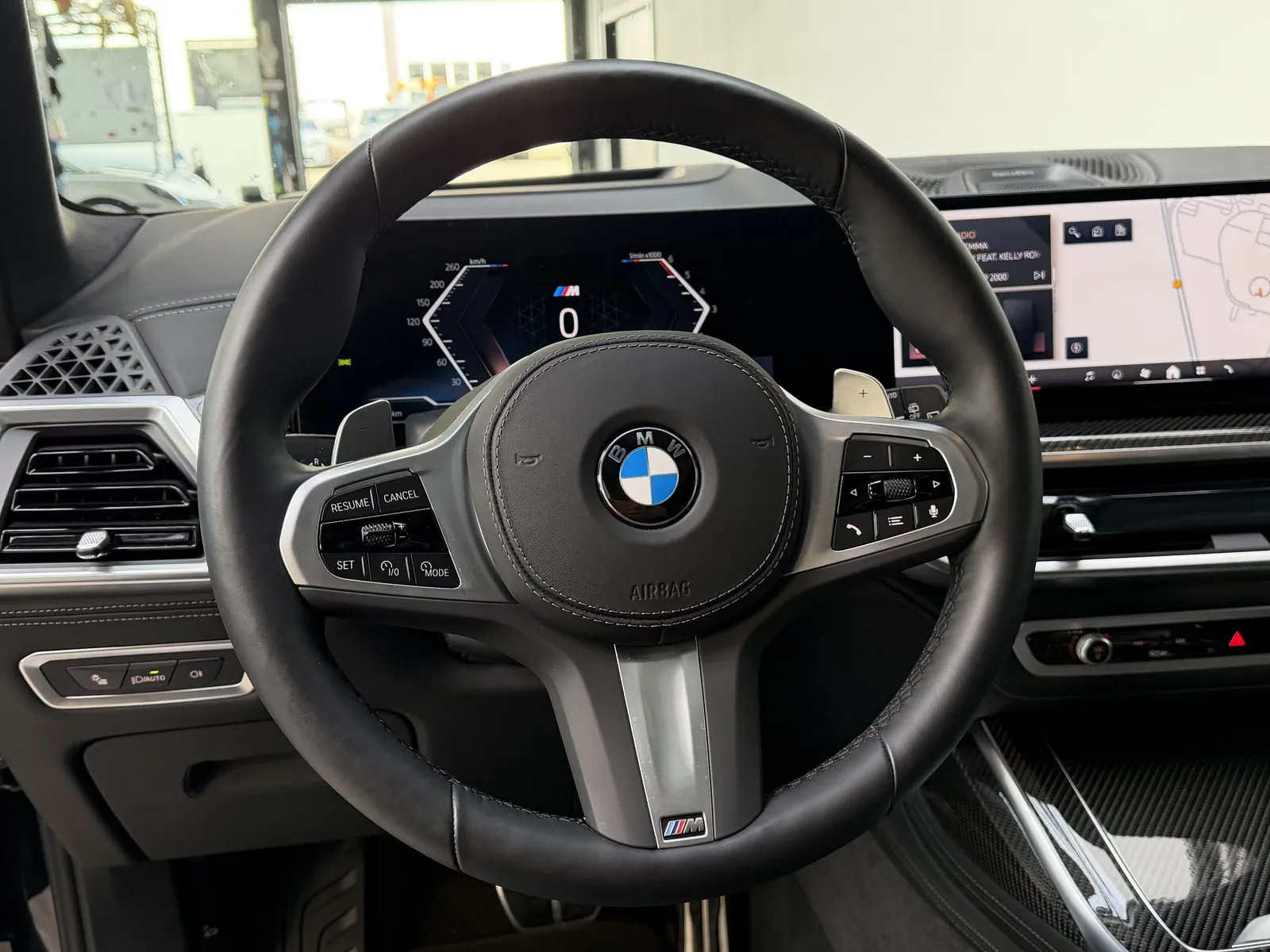 2026 BMW X7 xDrive40d M Sport Pro, 8/30