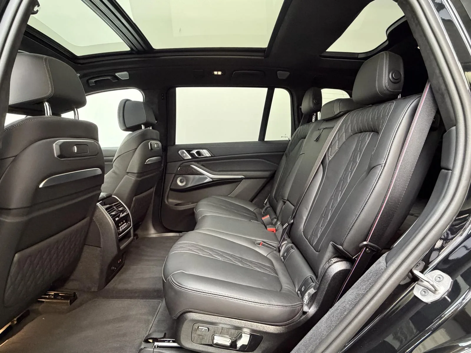 2026 BMW X7 xDrive40d M Sport Pro, 19/30