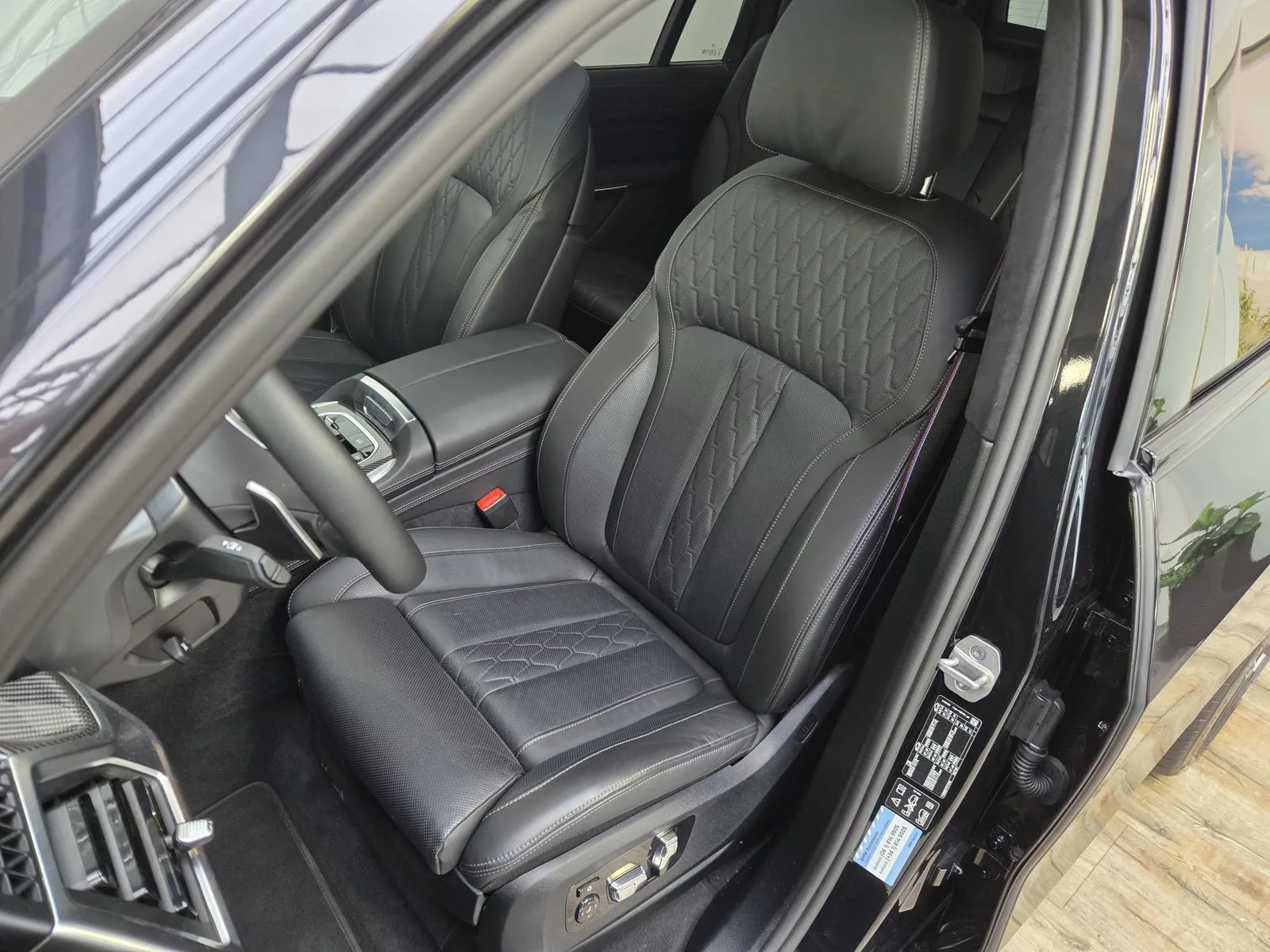 2026 BMW X7 xDrive40d M Sport Pro, 15/30
