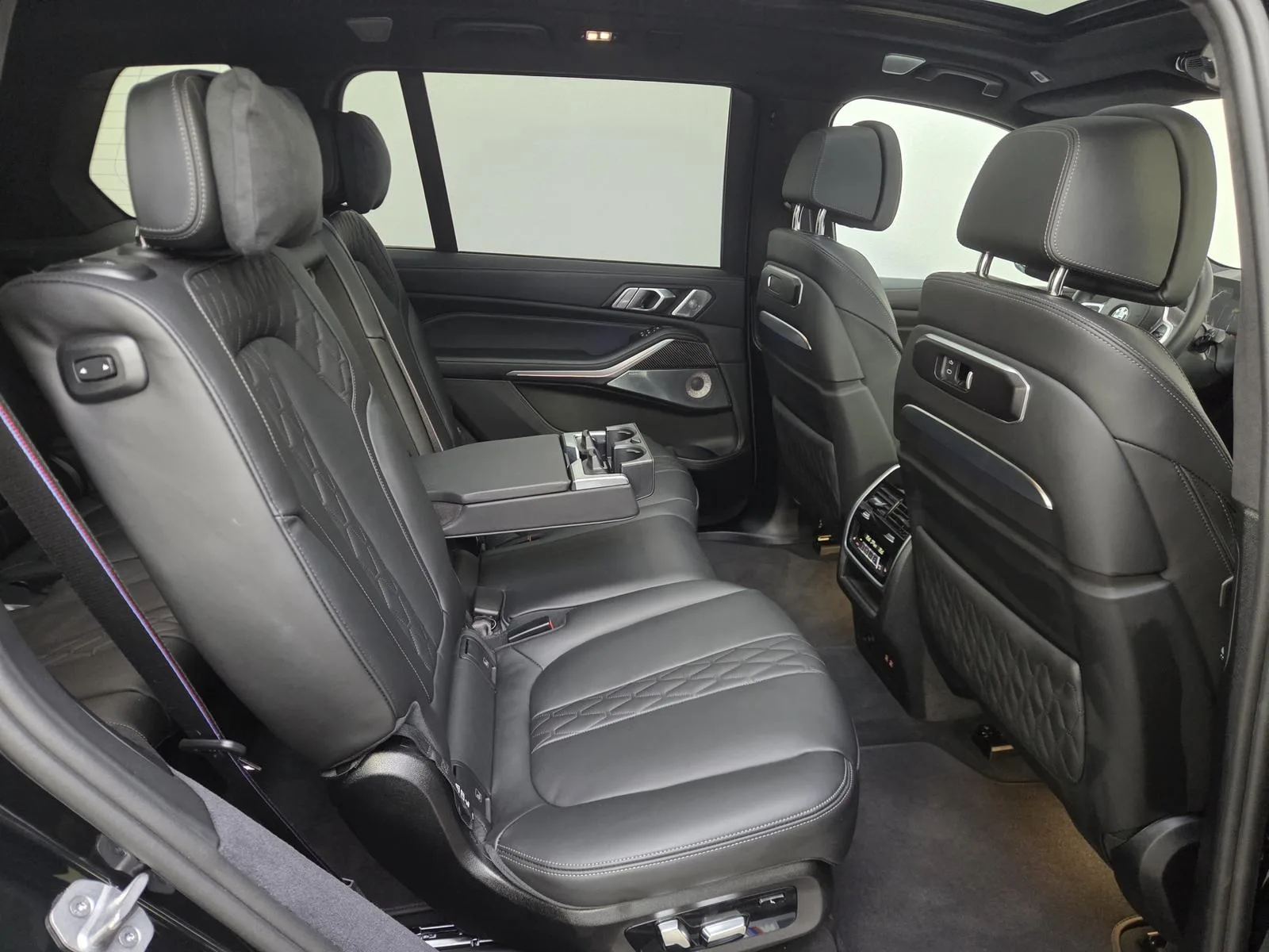 2026 BMW X7 xDrive40d M Sport Pro, 30/30