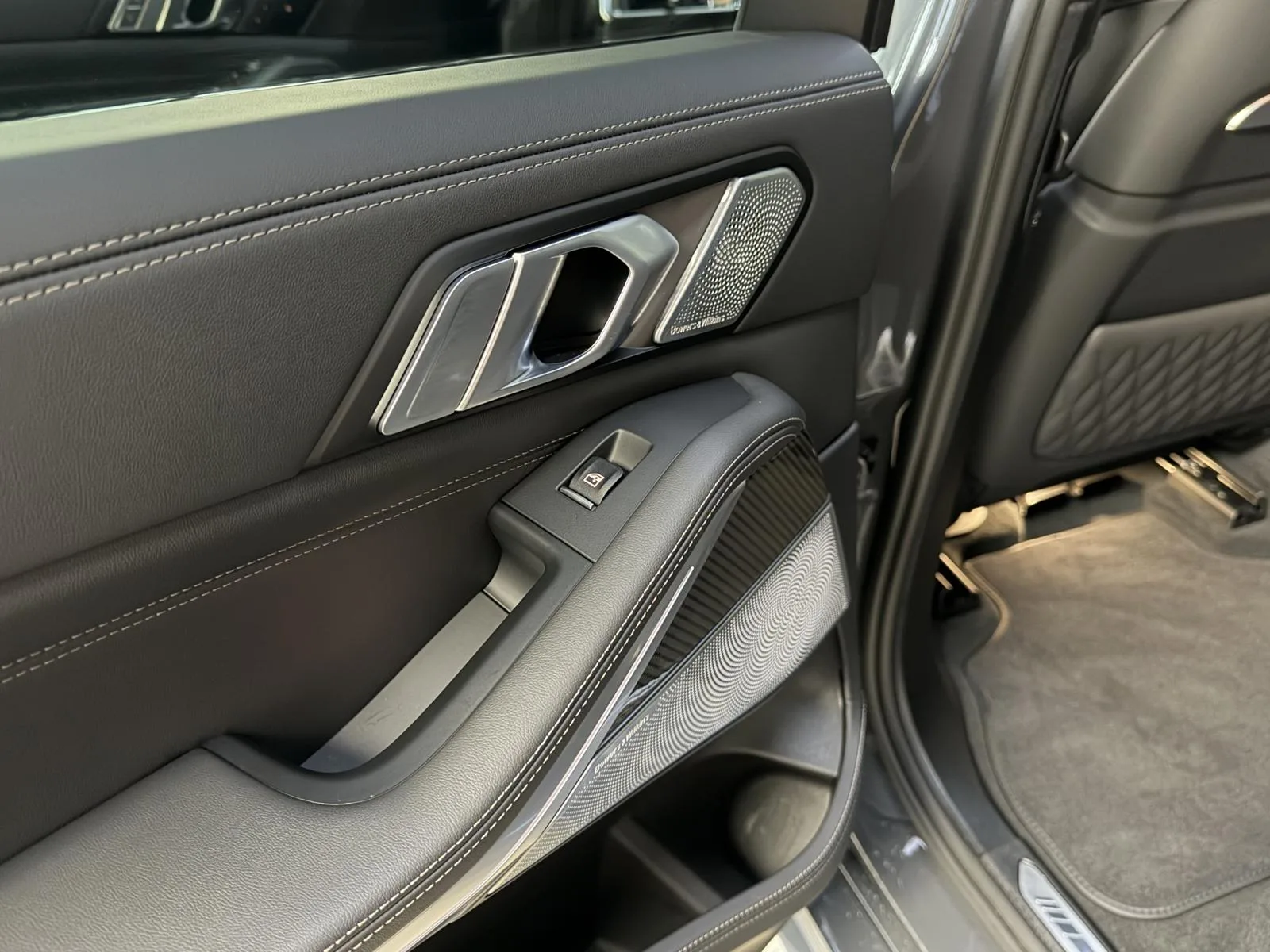 2026 BMW X7 xDrive40d M Sport Pro, 19/30