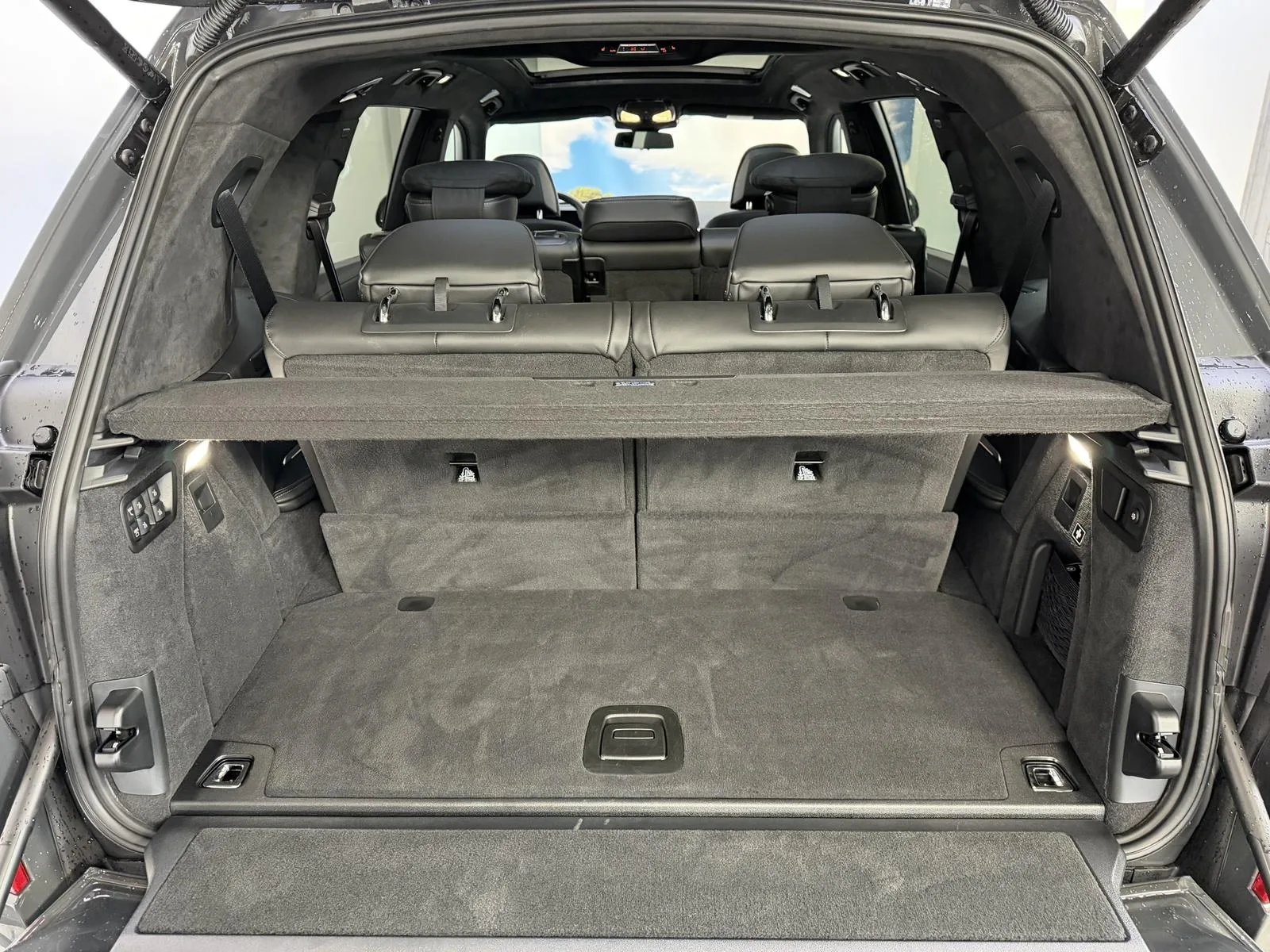 2026 BMW X7 xDrive40d M Sport Pro, 21/30