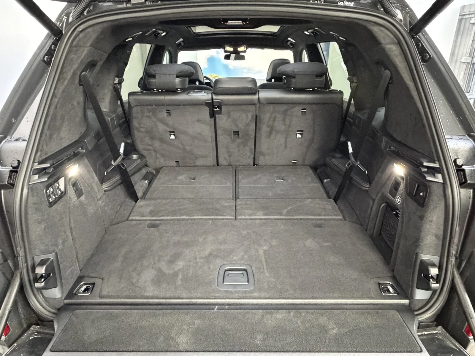 2026 BMW X7 xDrive40d M Sport Pro, 23/30