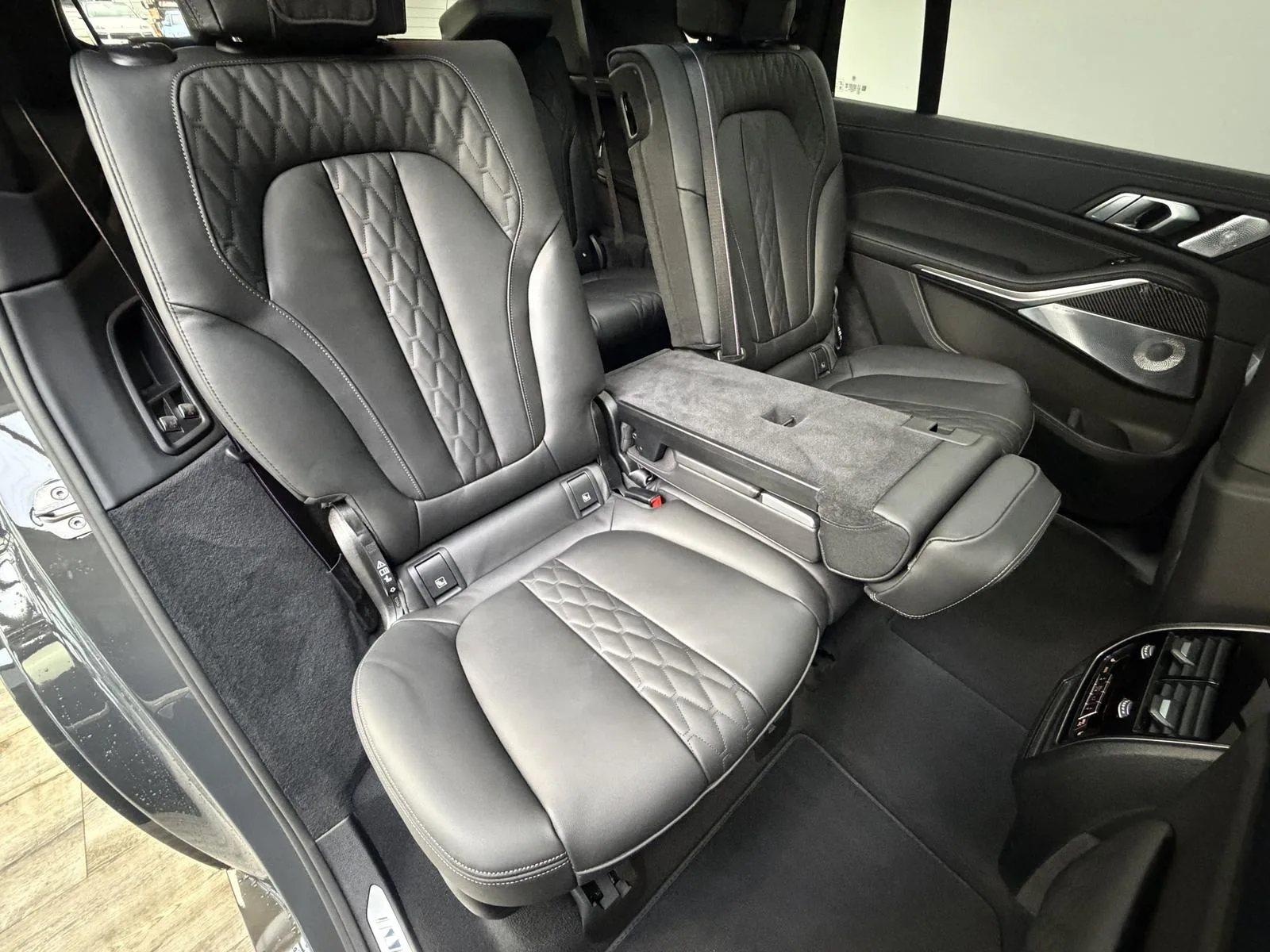 2026 BMW X7 xDrive40d M Sport Pro, 29/30