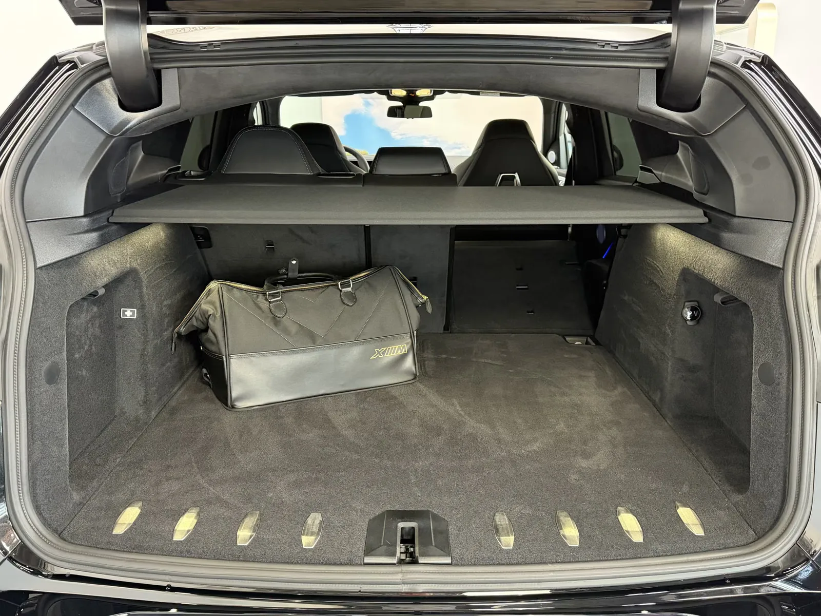2026 BMW XM 50e, 24/30