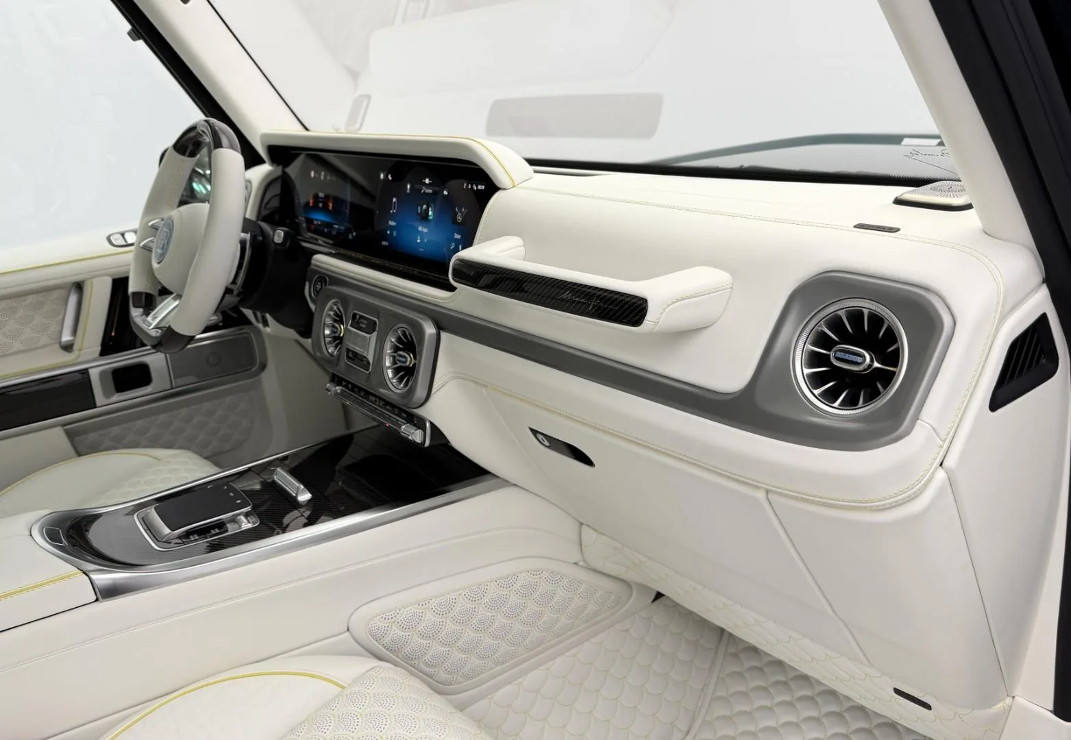 2026 BRABUS G 800 Widestar Masterpiece White Lemon, 15/30